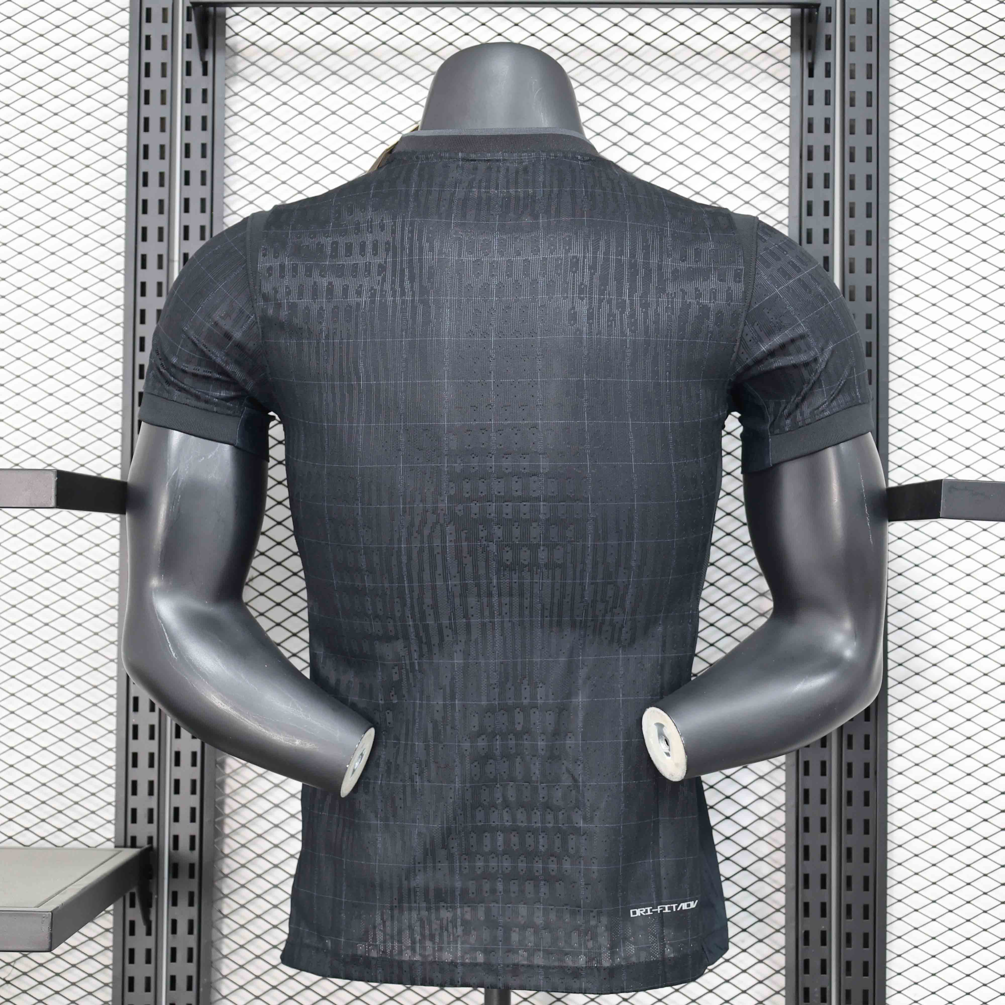 25-26 season Tottenham Hotspur jersey special edition black jersey