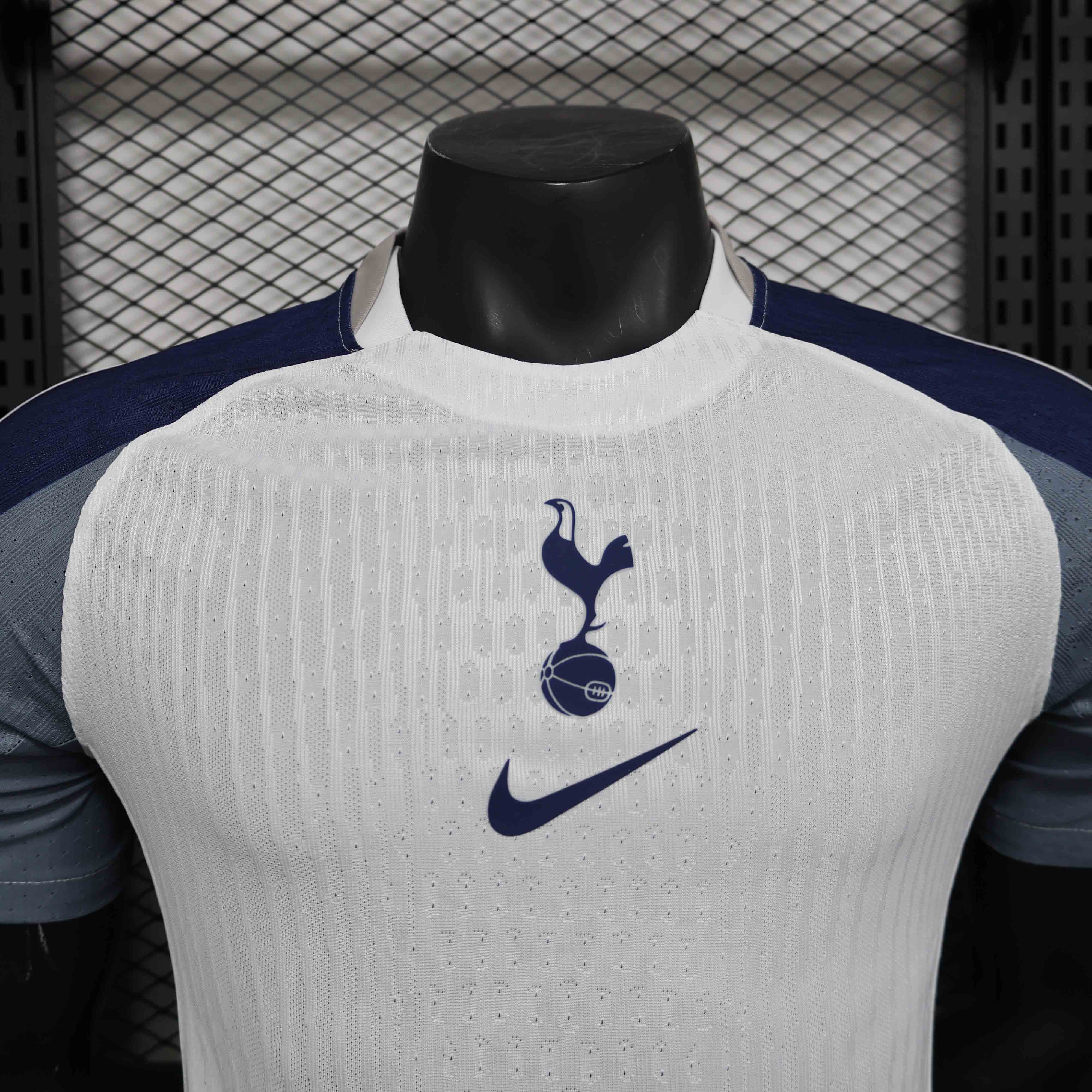 25-26 season Tottenham Hotspur home player version jersey