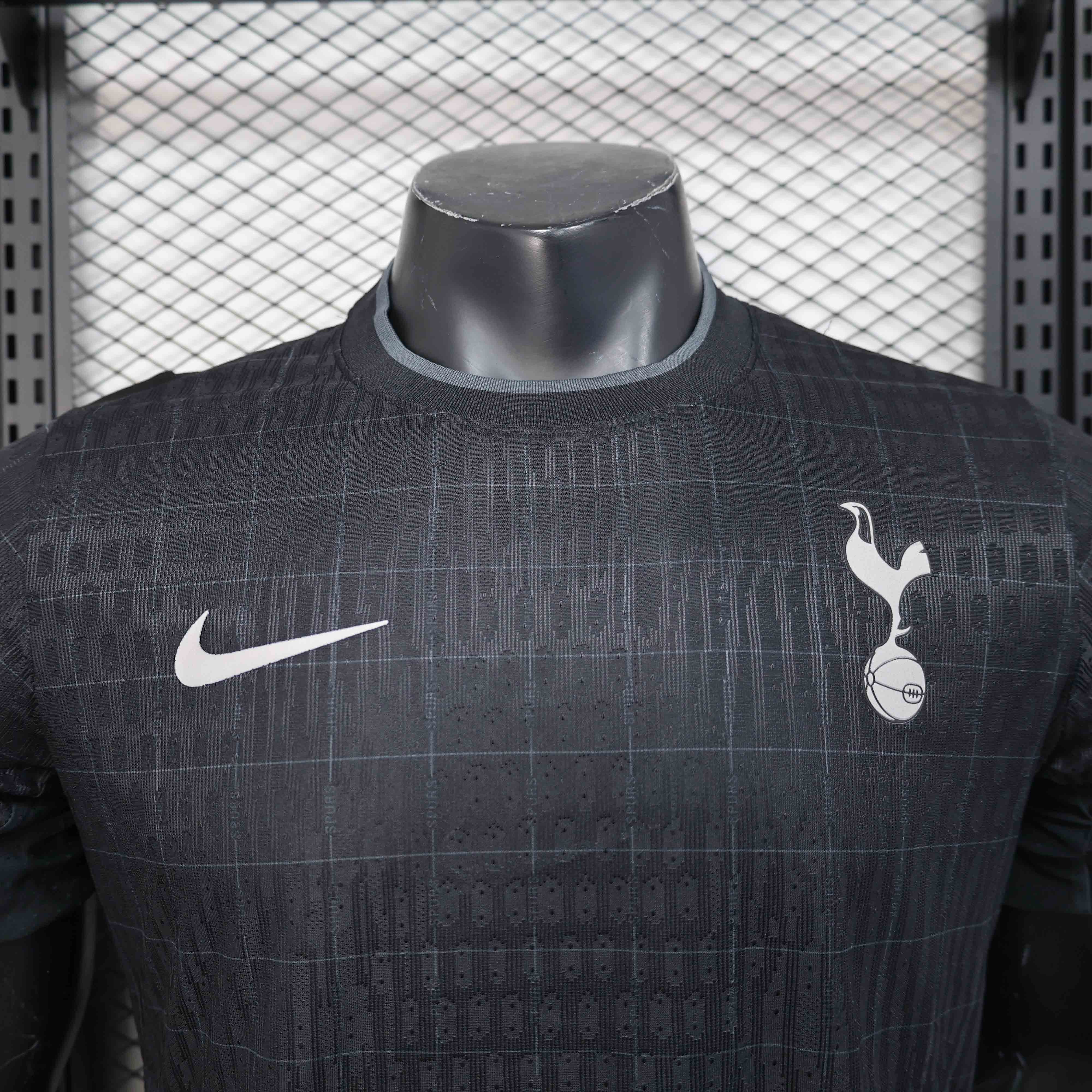 25-26 season Tottenham Hotspur away jersey