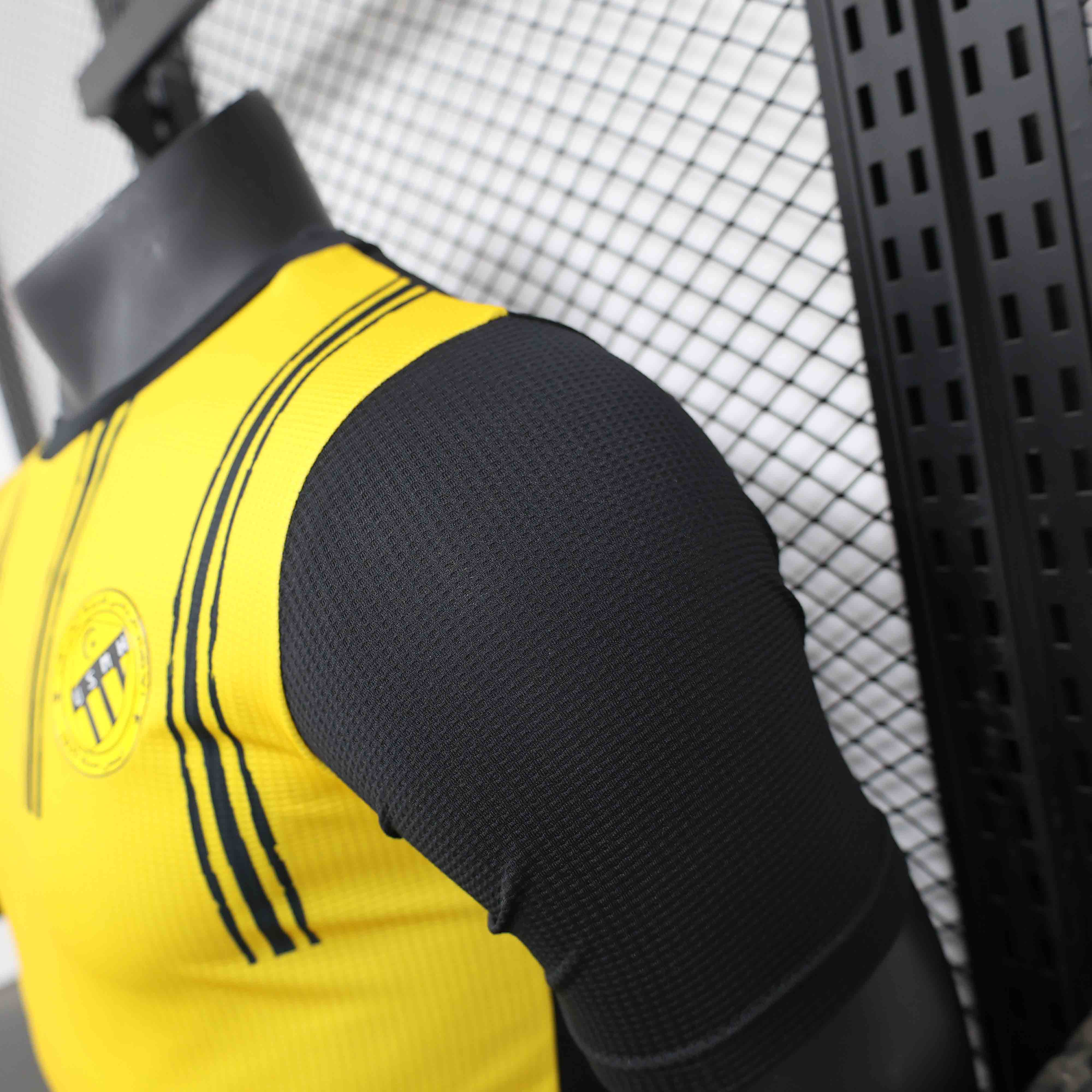 Player USMH Yellow Jersey