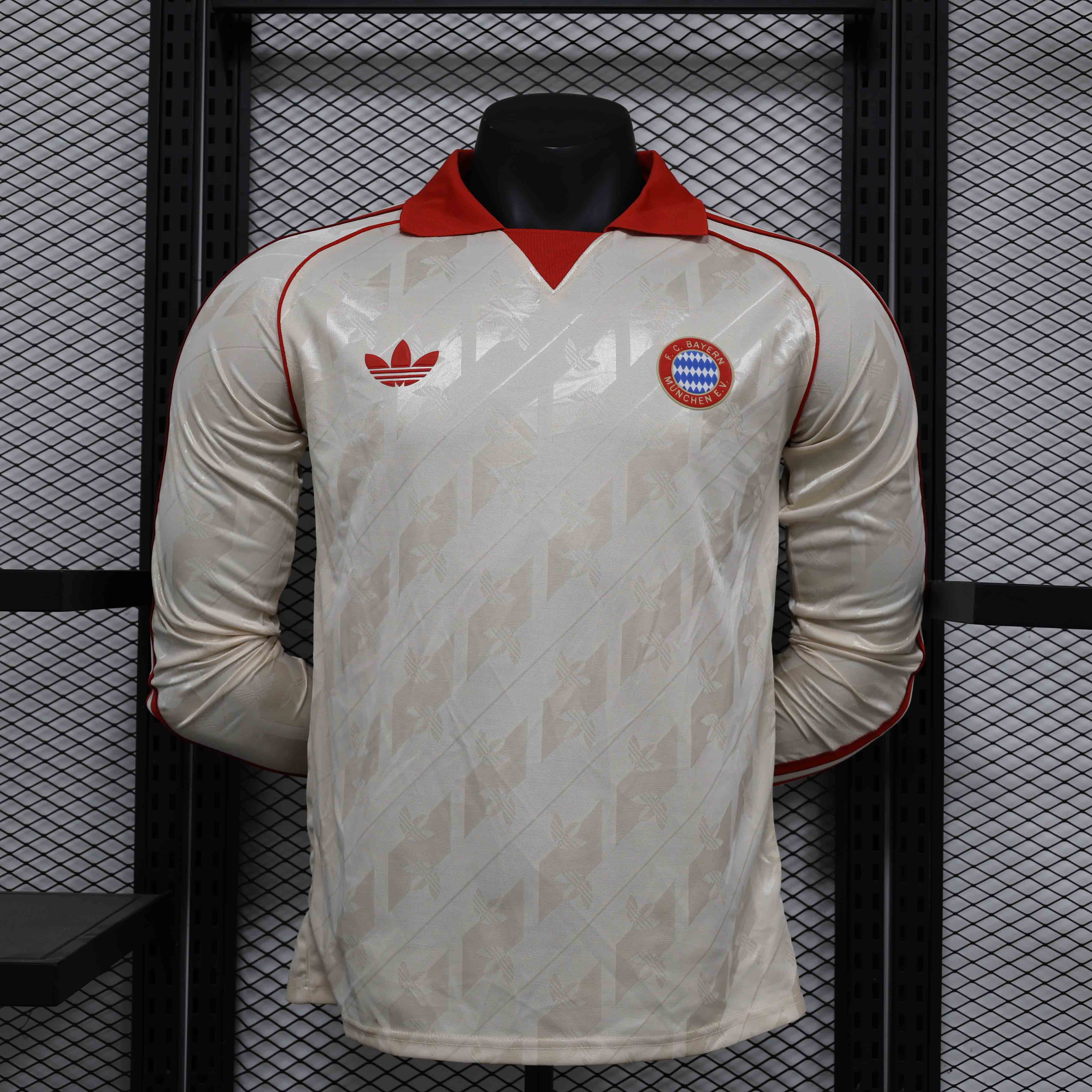 24-25 season Bayern Munich retro long-sleeved jersey