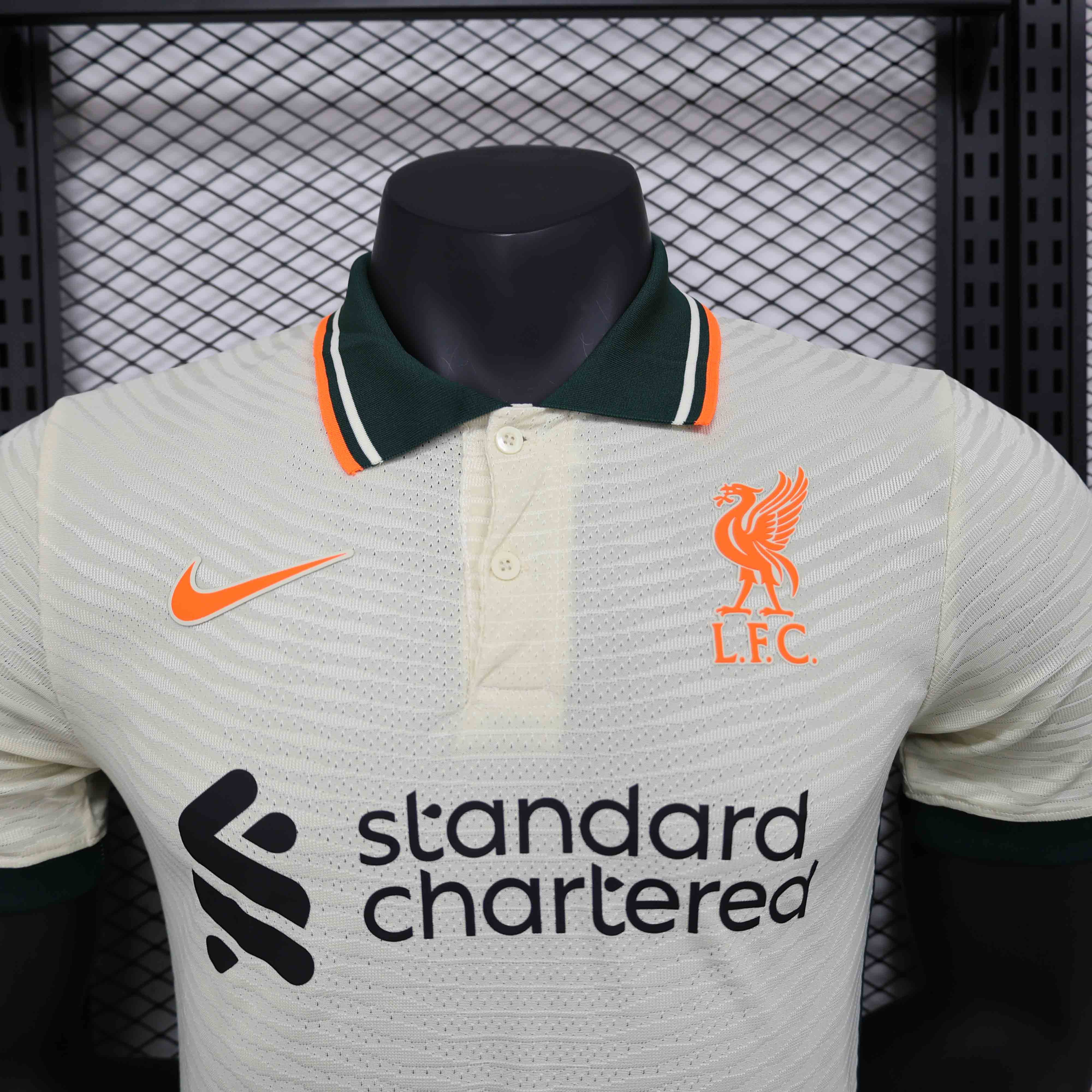 Liverpool away jersey 21-22 season