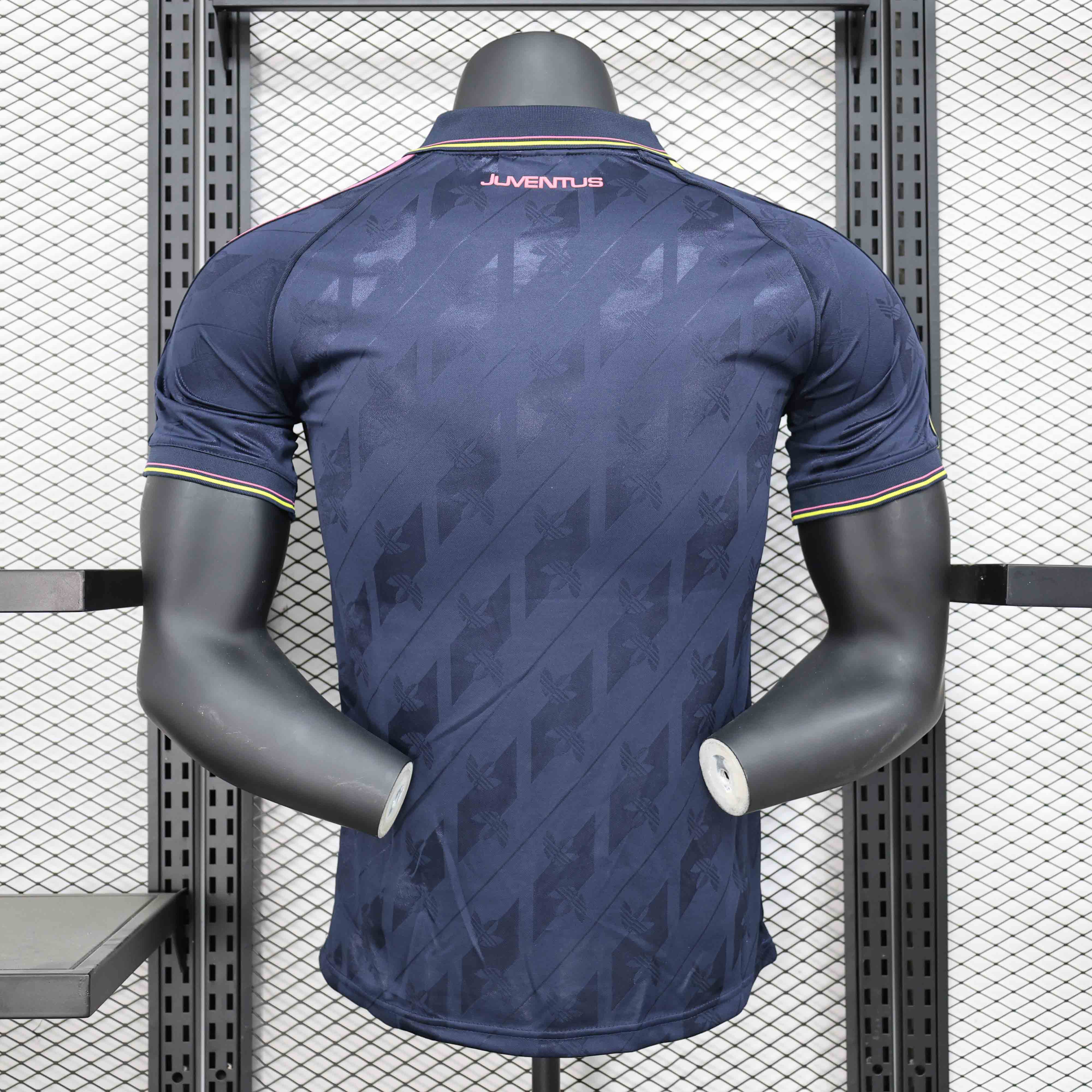 24-25 season Juventus retro jersey