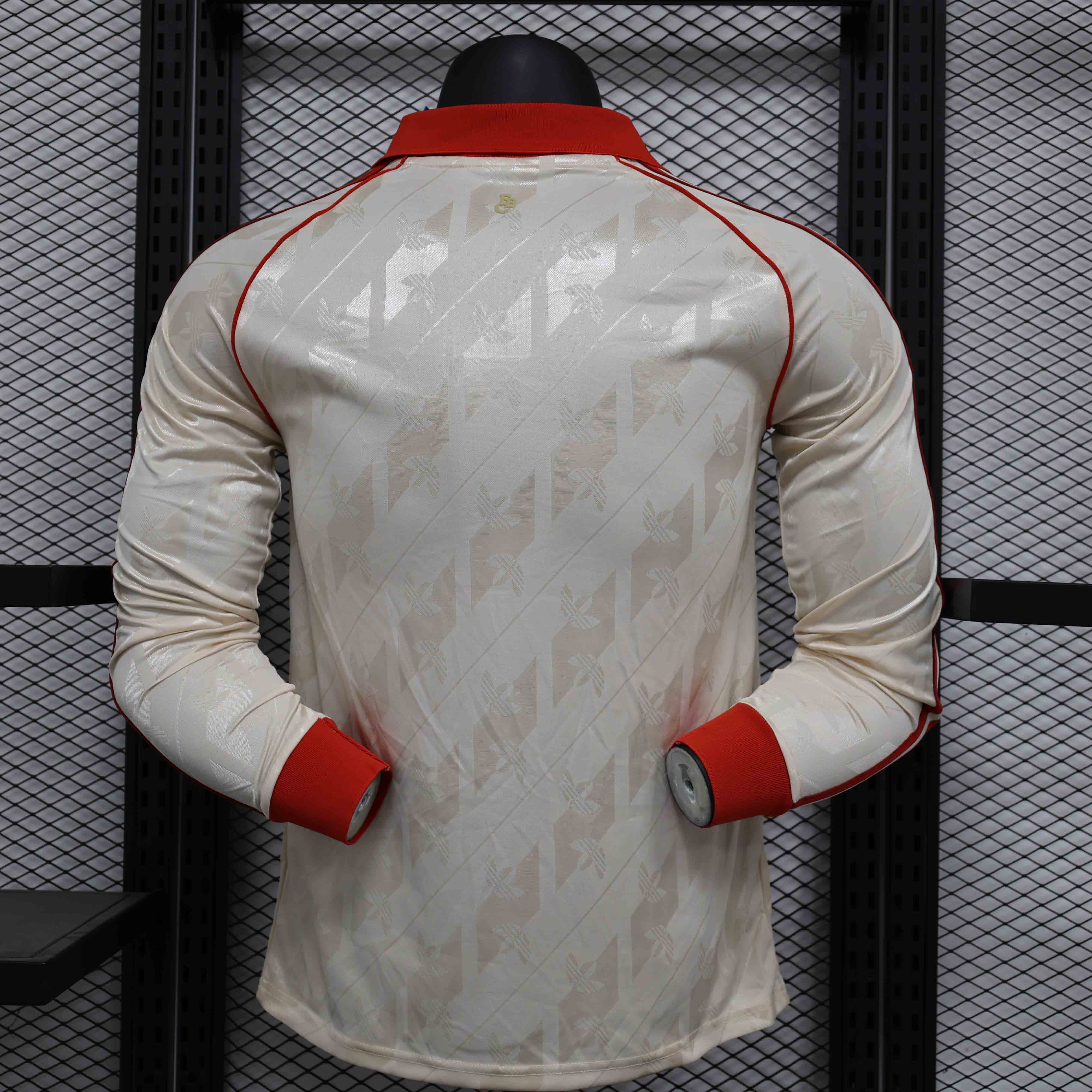 24-25 season Bayern Munich retro long-sleeved jersey