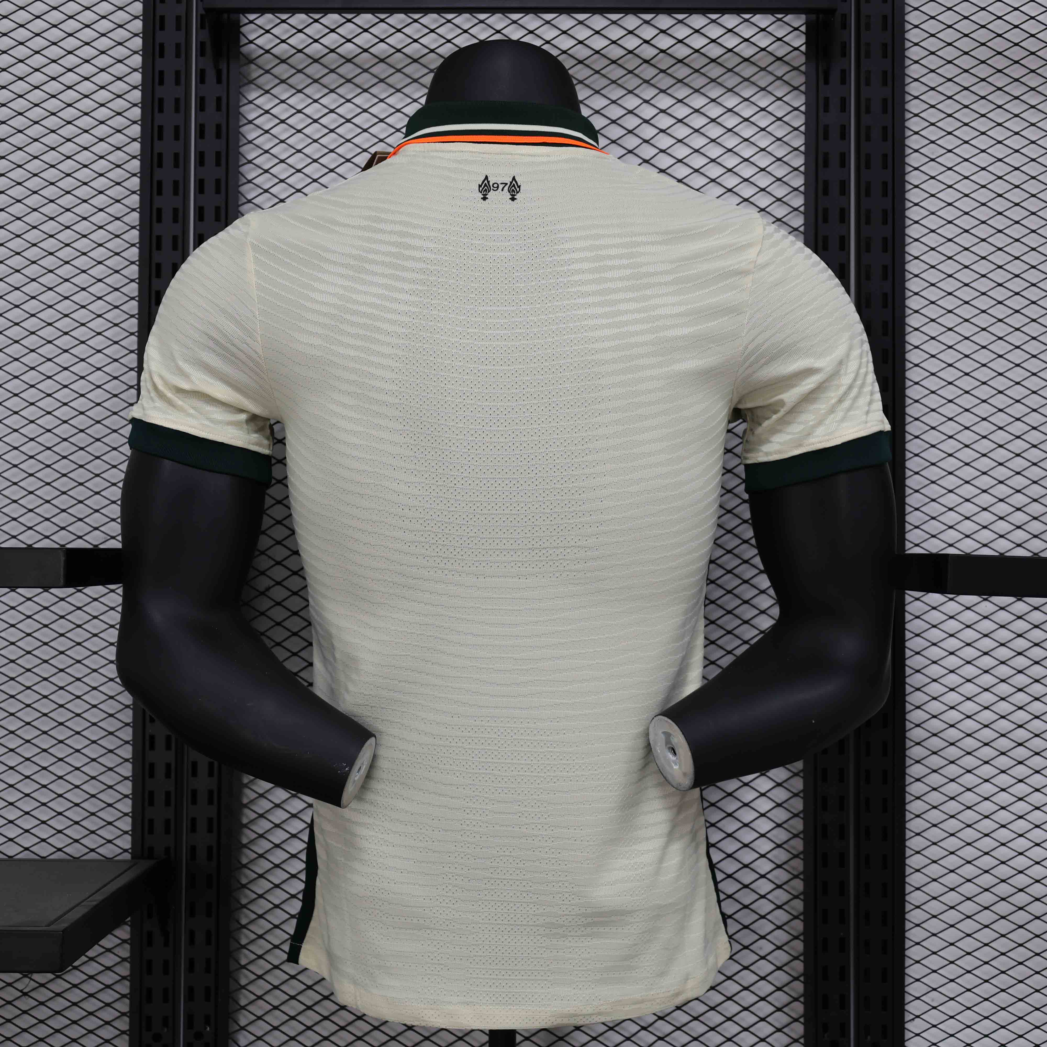 Liverpool away jersey 21-22 season