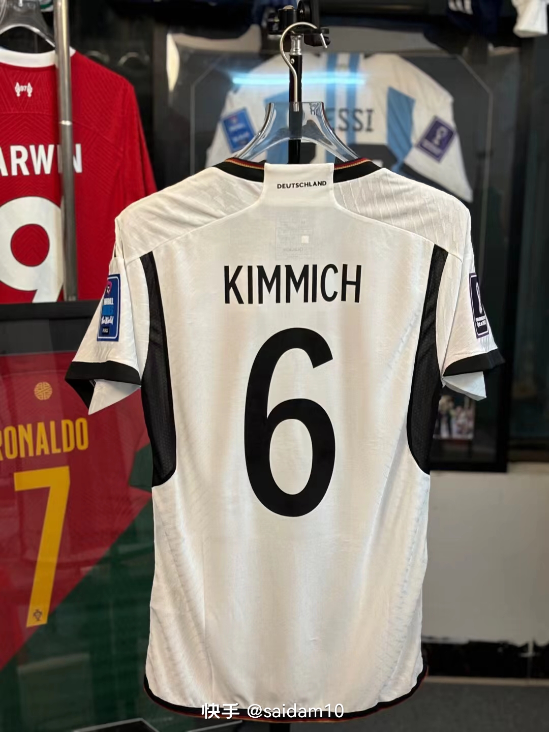 The No. 6 jersey of the German team at home in the 23-24 Qatar World Cup