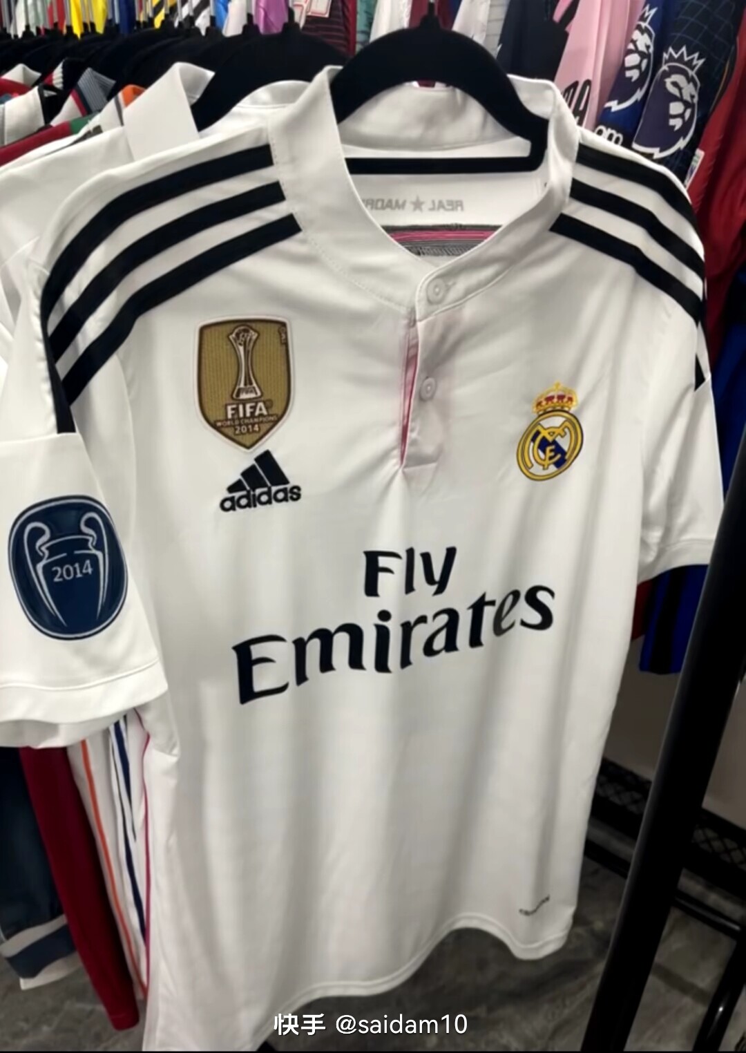 Cristiano Ronaldo wore the No. 7 jersey for Real Madrid in the away games of the 2018-19 UEFA Champions League