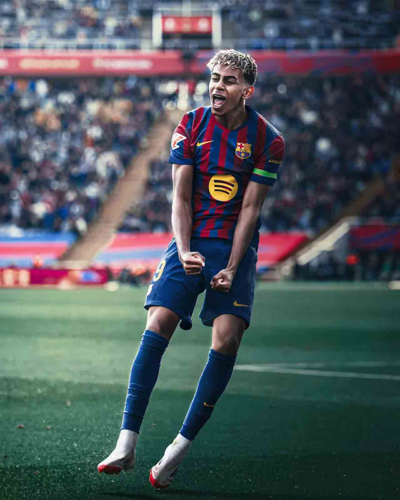 25-26 season Barcelona home jersey Yamal Lewandowski Rafinha