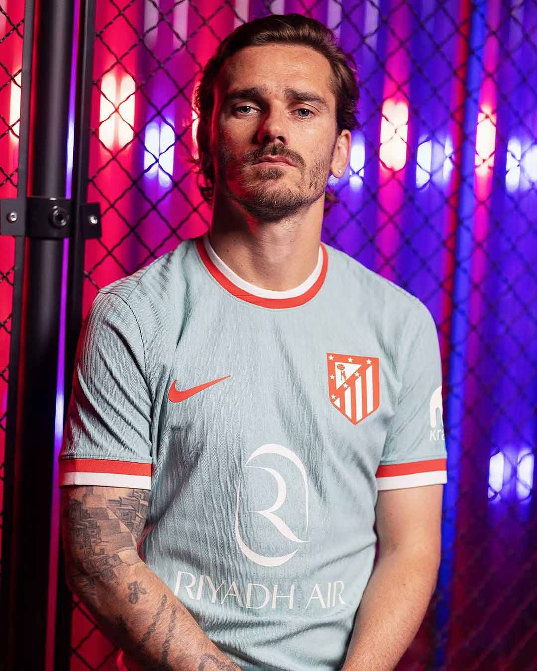 24-25 season Atletico Madrid away jersey Alvarez, Alexander Soros, Griezmann