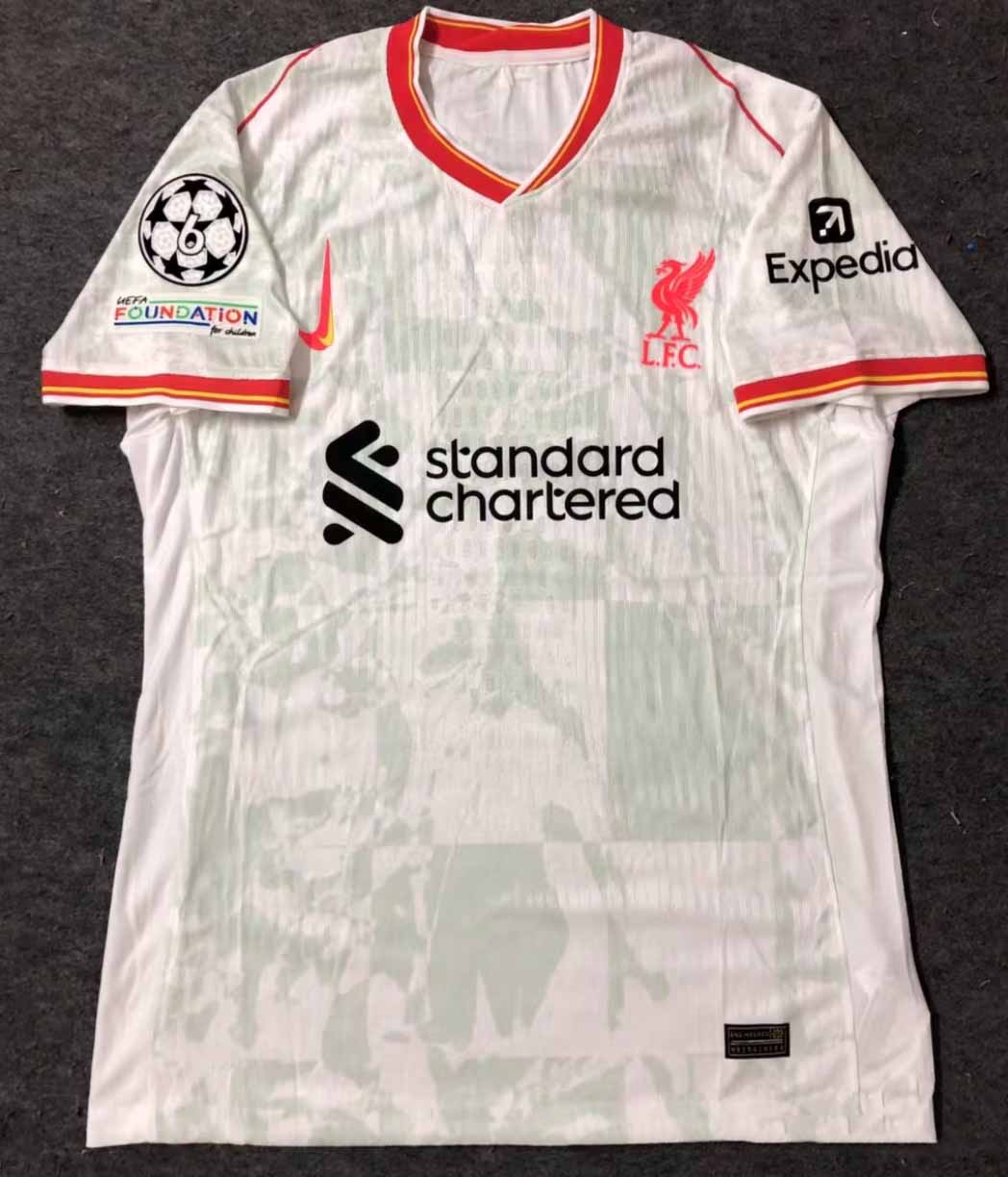 24-25 season Liverpool away jersey Salah, Luis Dias, Trent Arnold, Jones