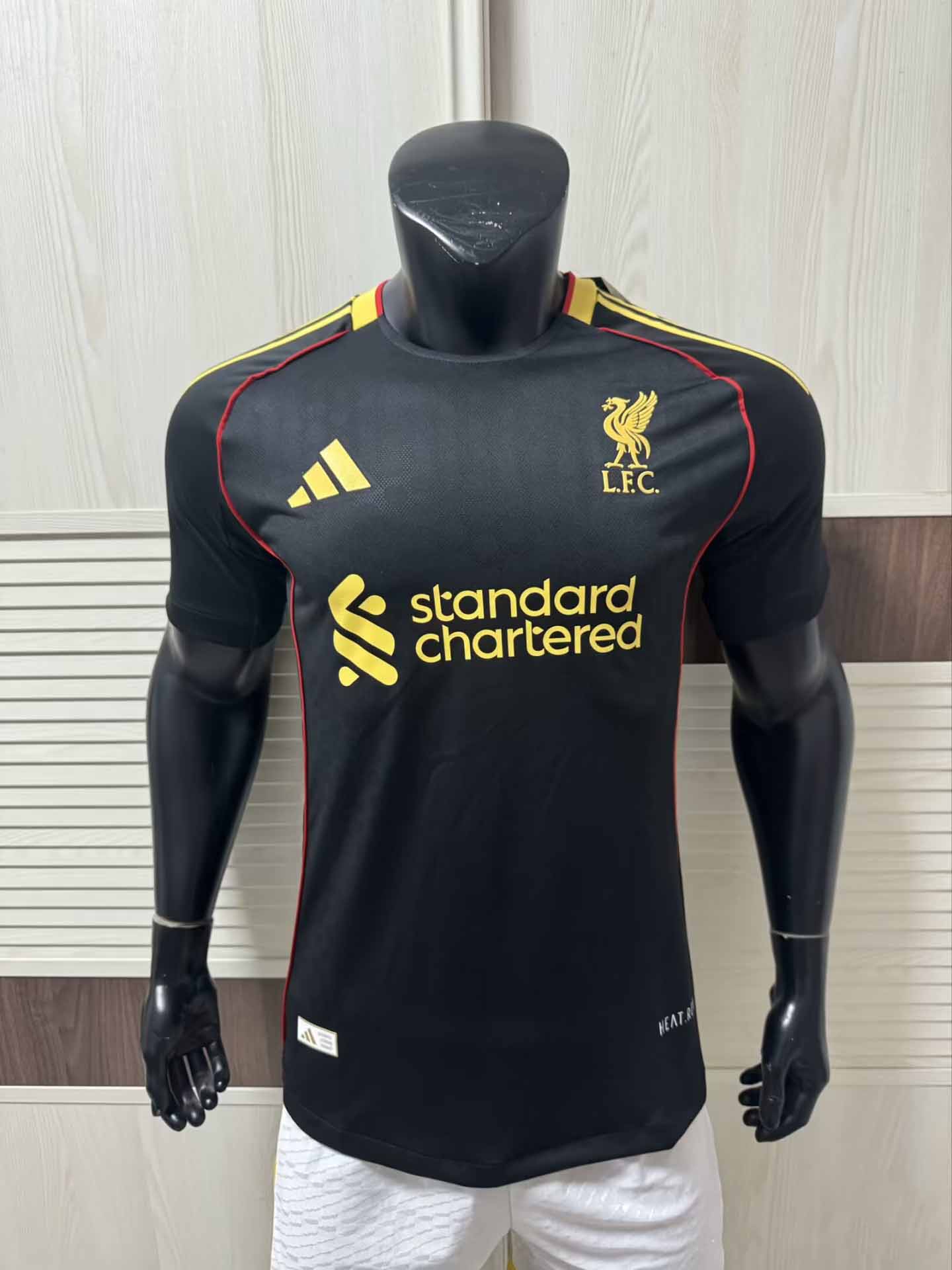 25-26 season Liverpool away jersey, Salah, Luis Dias, Trent Arnold, Jones