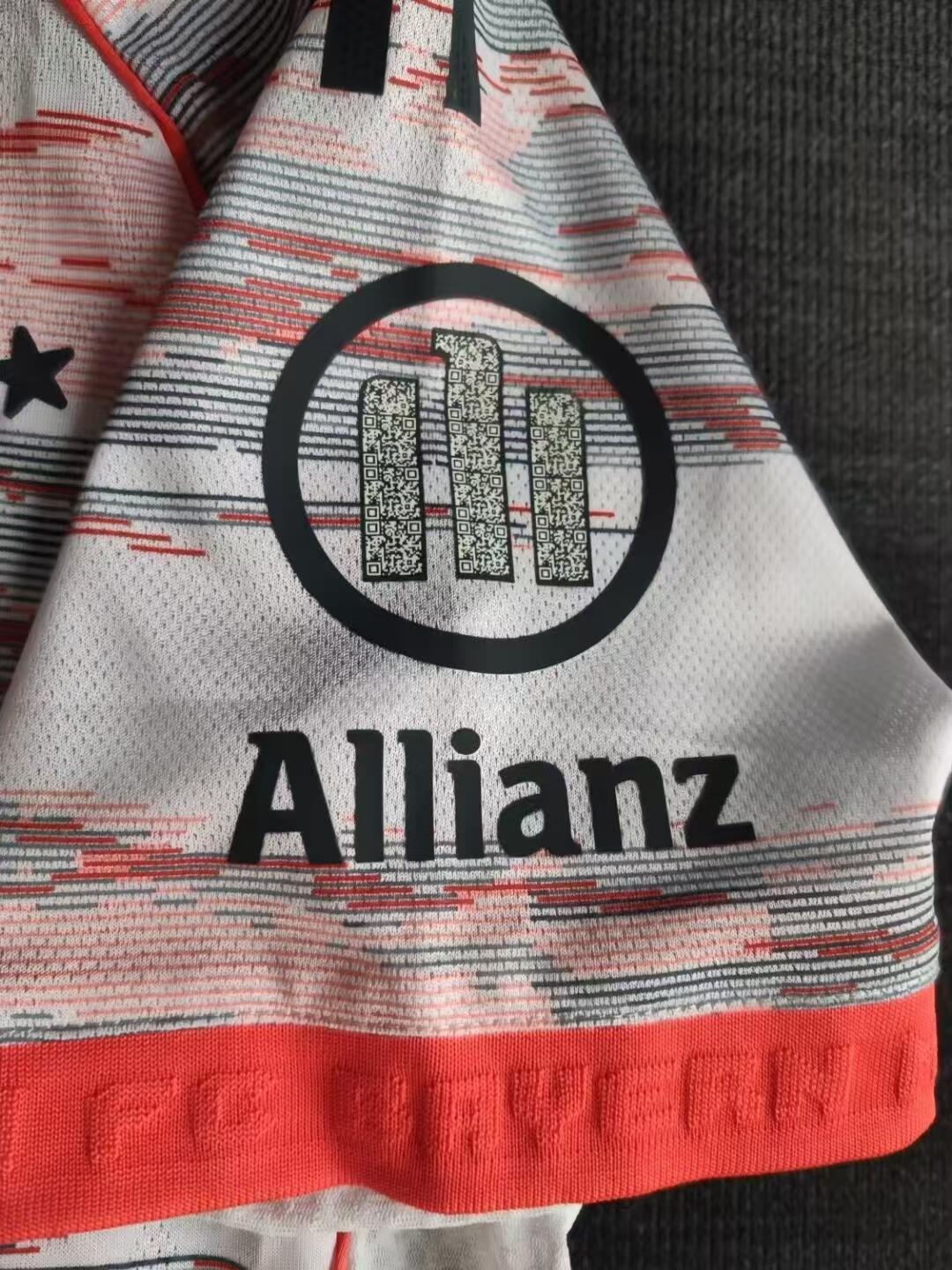 25-26 season Bayern Munich Muller commemorative jersey