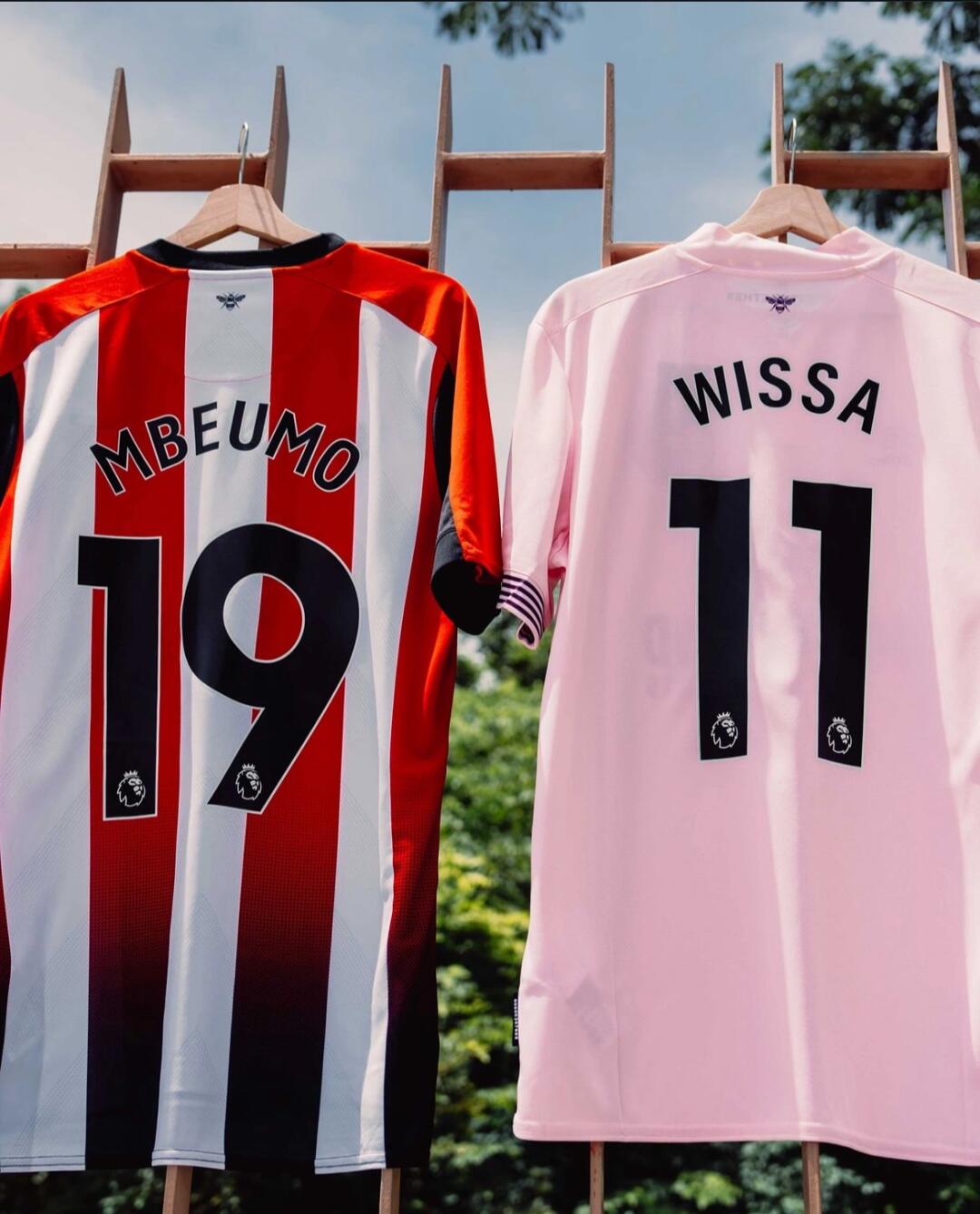 24-25 season Brentford home jersey, Mbeumo, Visa, Shad, Carvalho