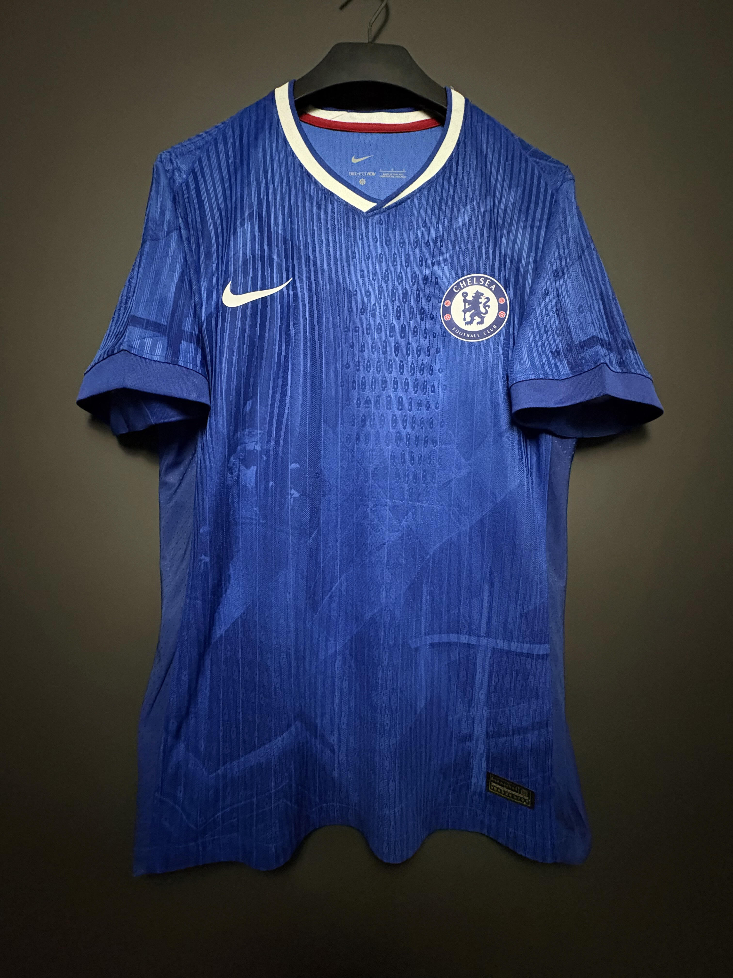 25-26 Chelsea home kit, Nicolas Jackson, Enzo Fernandez, Pedro Neto, Sancho