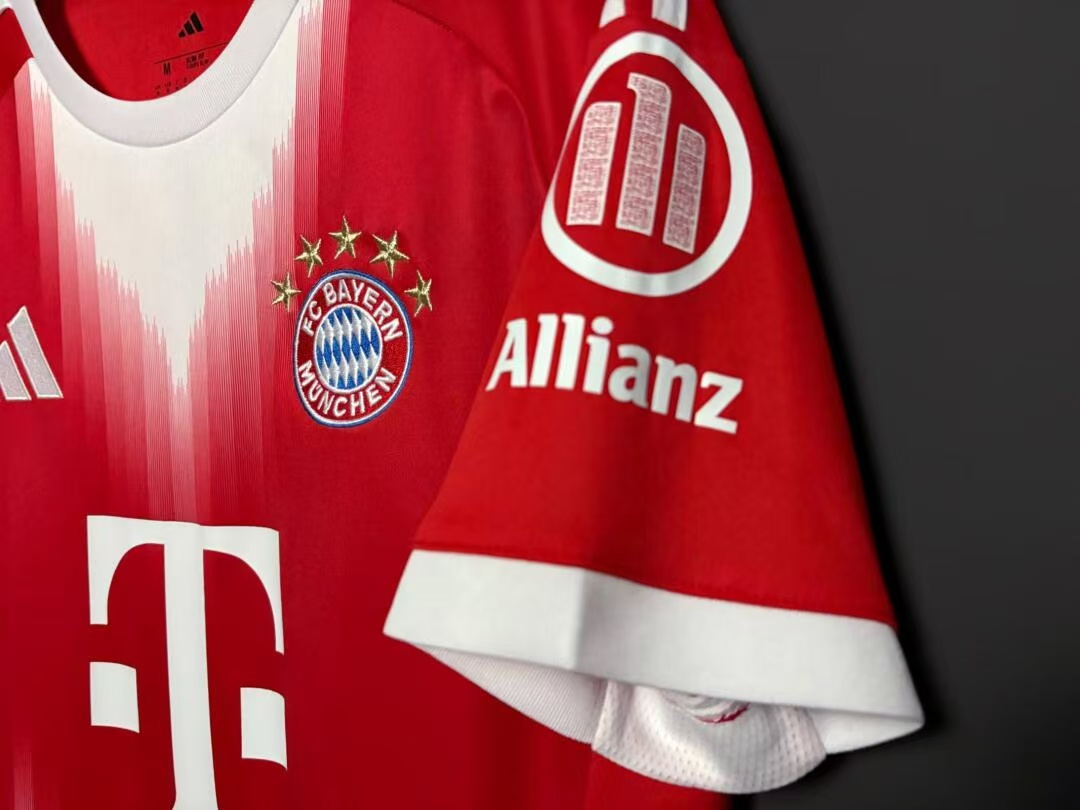 25-26 season Bayern Munich home jersey, Muller, Kane, Olise, Coman