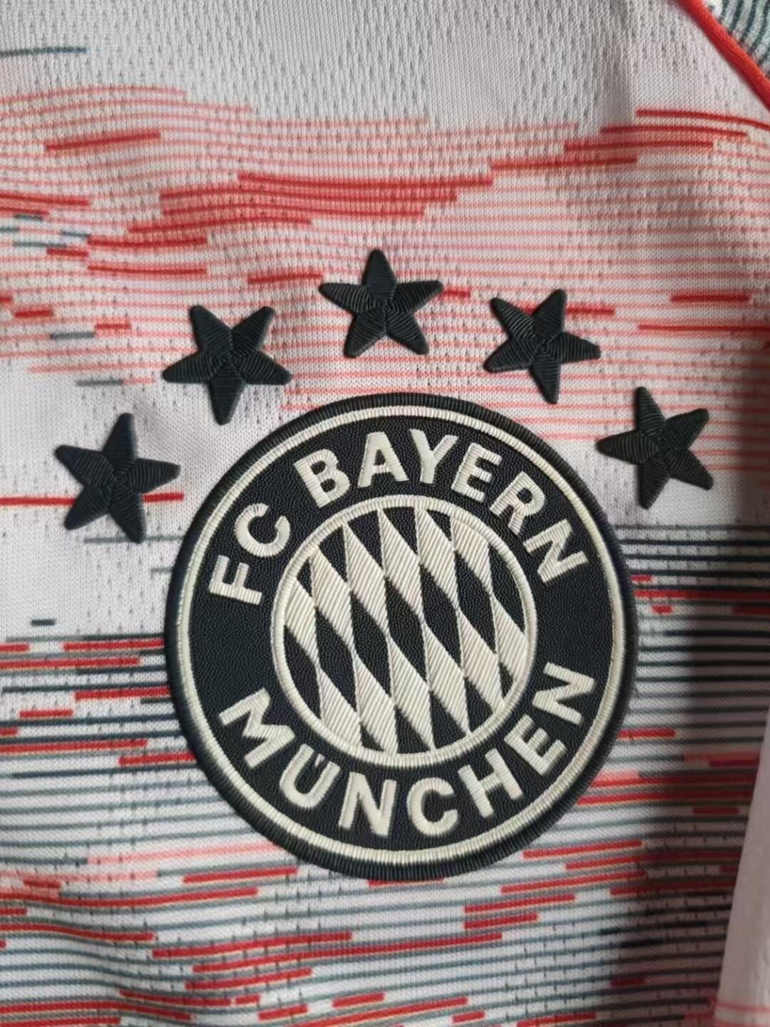 25-26 season Bayern Munich Muller commemorative jersey