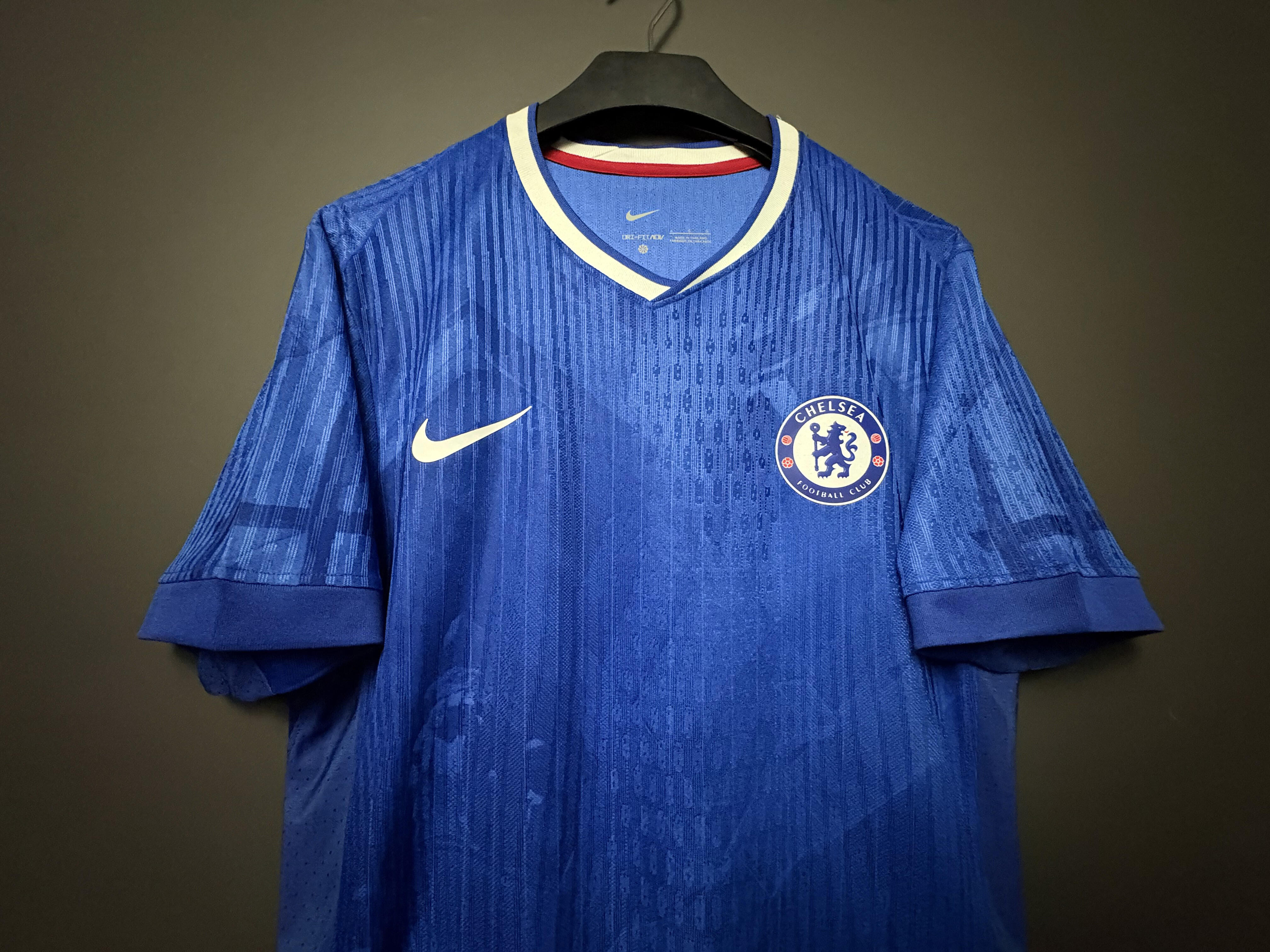 25-26 Chelsea home kit, Nicolas Jackson, Enzo Fernandez, Pedro Neto, Sancho