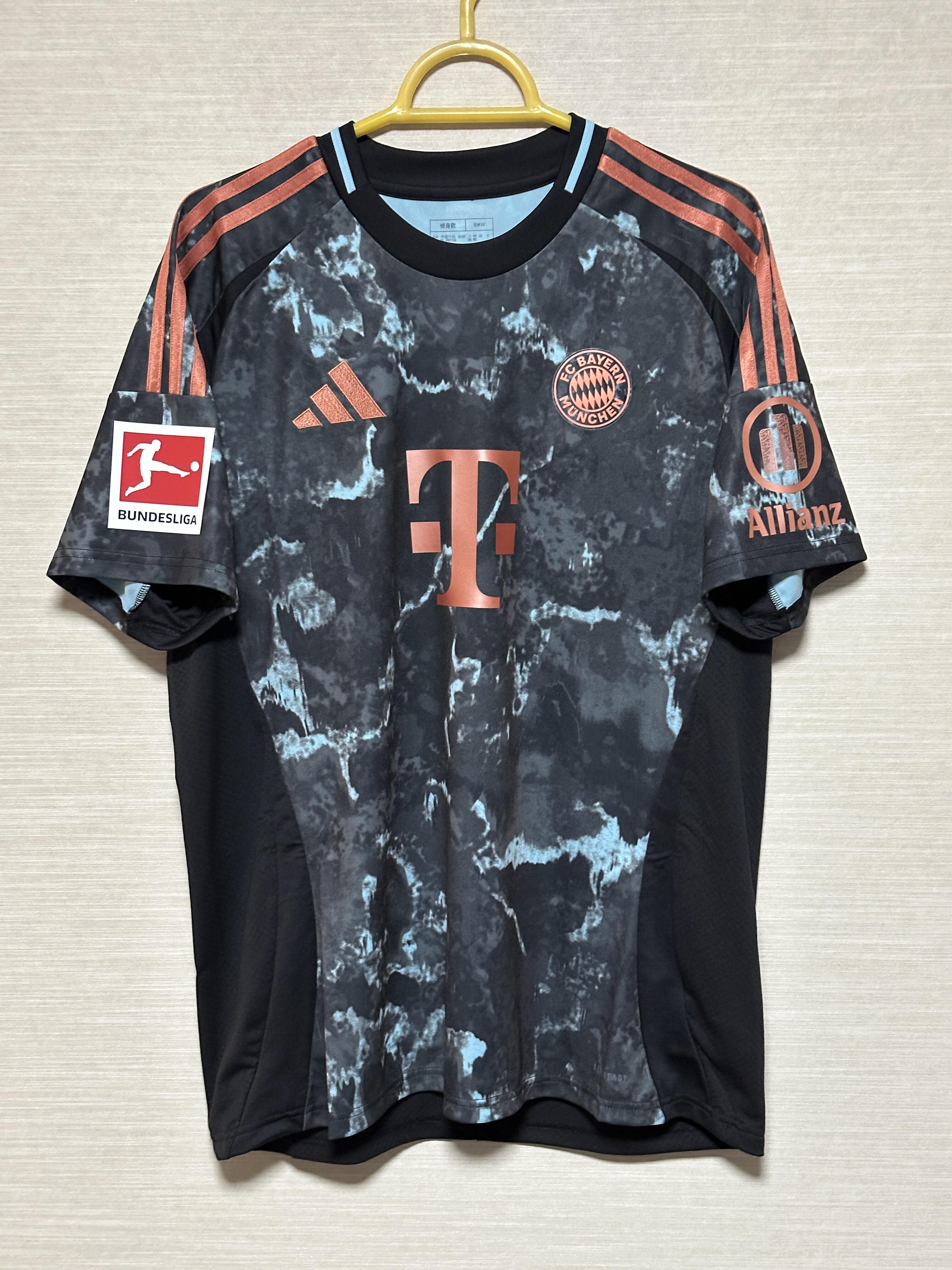 24-25 season Bayern Munich away jersey, Muller, Kane, Olise, Coman