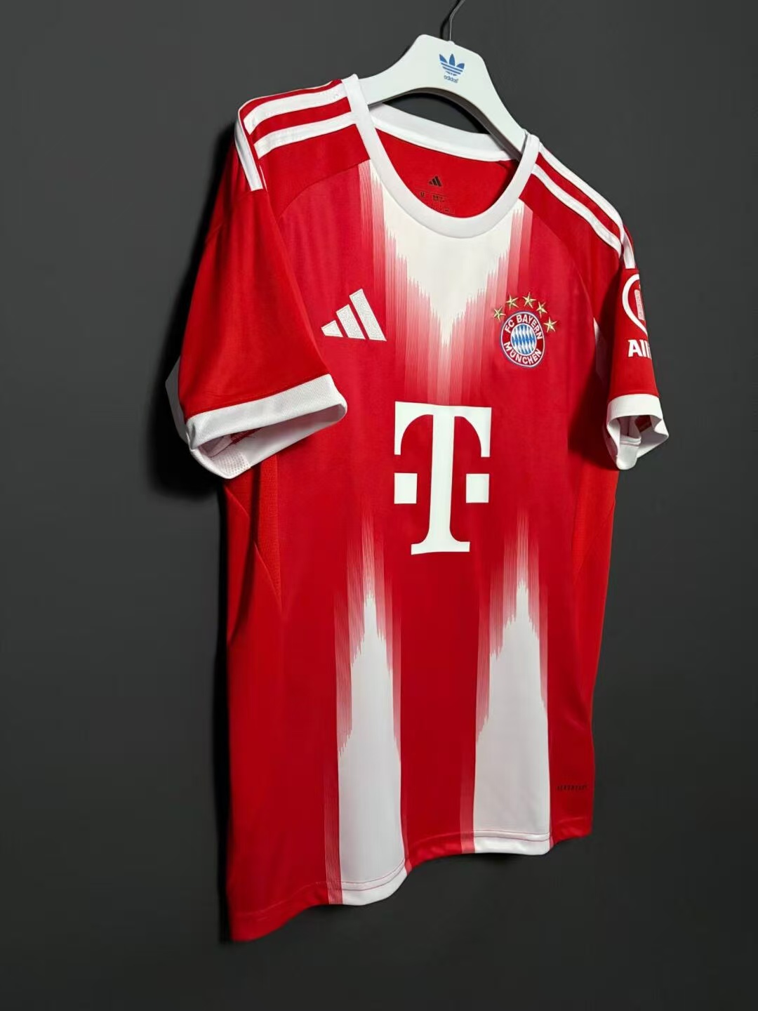 25-26 season Bayern Munich home jersey, Muller, Kane, Olise, Coman