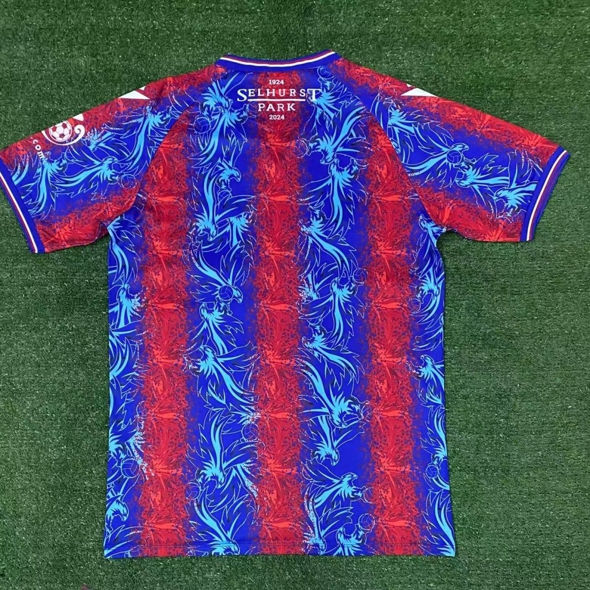 25-26 season Crystal Palace home jersey, Mateta, Sarr, Issi, Nketiah, Franca