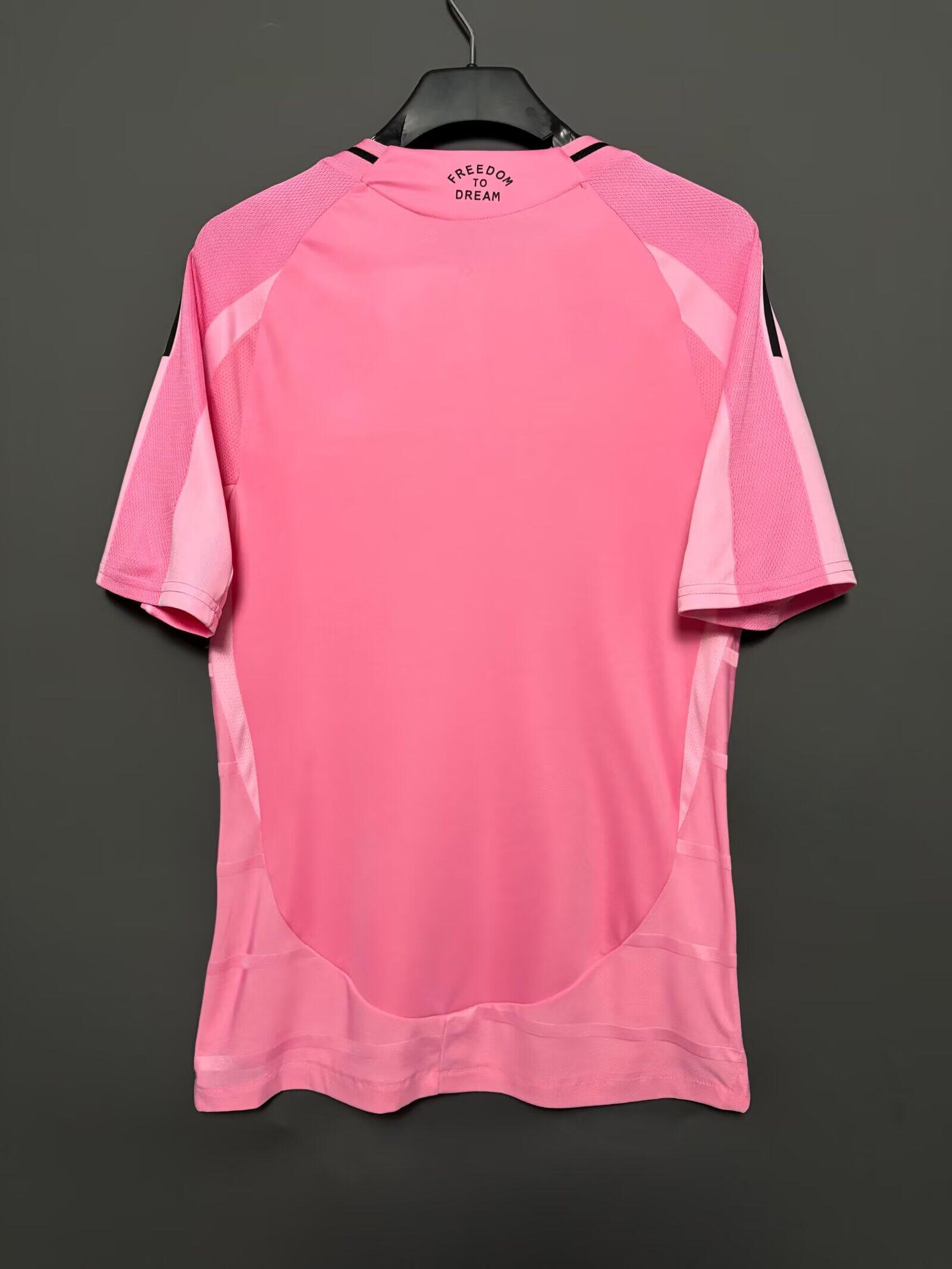 25-26 season Miami home jersey, No. 10 Messi, No. 21 Allende, No. 9 Suarez, No. 30 Kremaschi