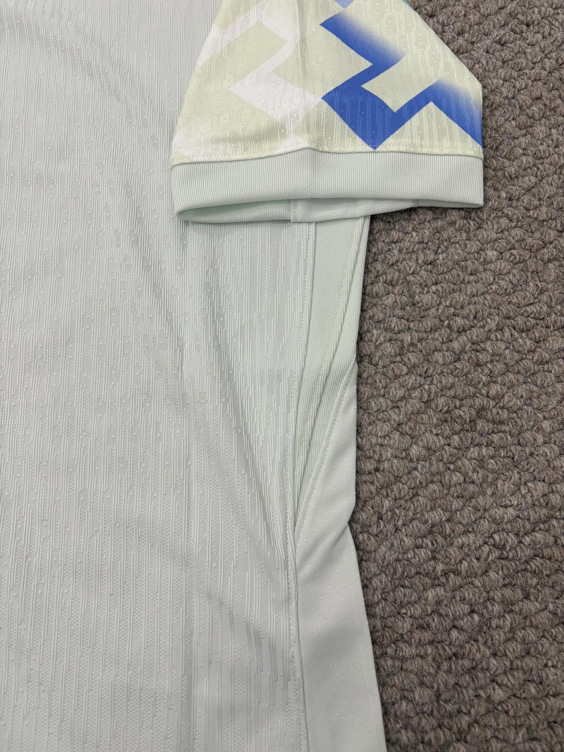 25-26 season Inter Milan away jersey Lautaro, Thuram, Barrera, Dimarco