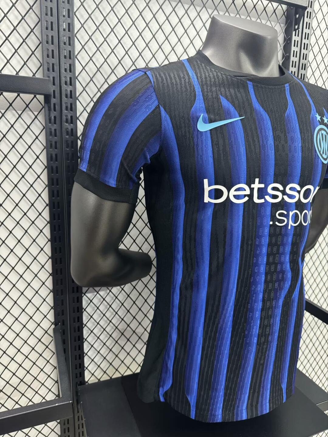 25-26 season Inter Milan home jersey Lautaro, Thuram, Barrera, Dimarco
