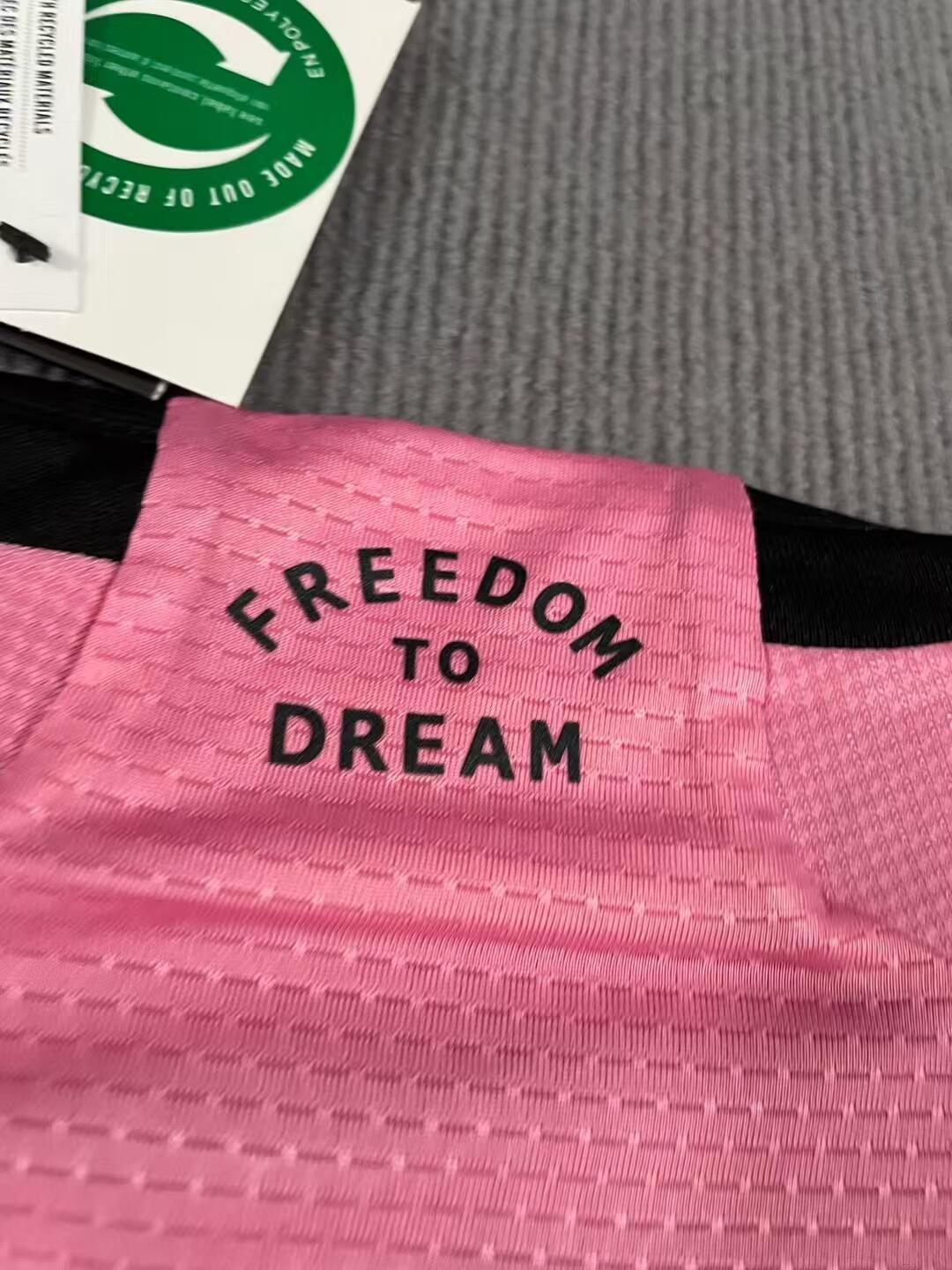 24-25 season Miami home jersey, No. 10 Messi, No. 21 Allende, No. 9 Suarez, No. 30 Kremaschi