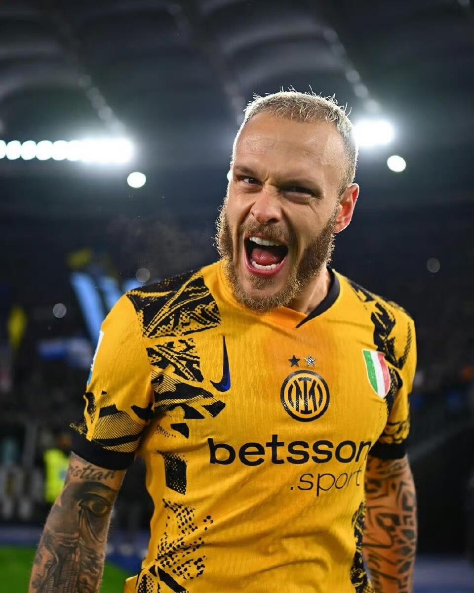 24-25 season Inter Milan away jersey Lautaro, Thuram, Barrera, Dimarco