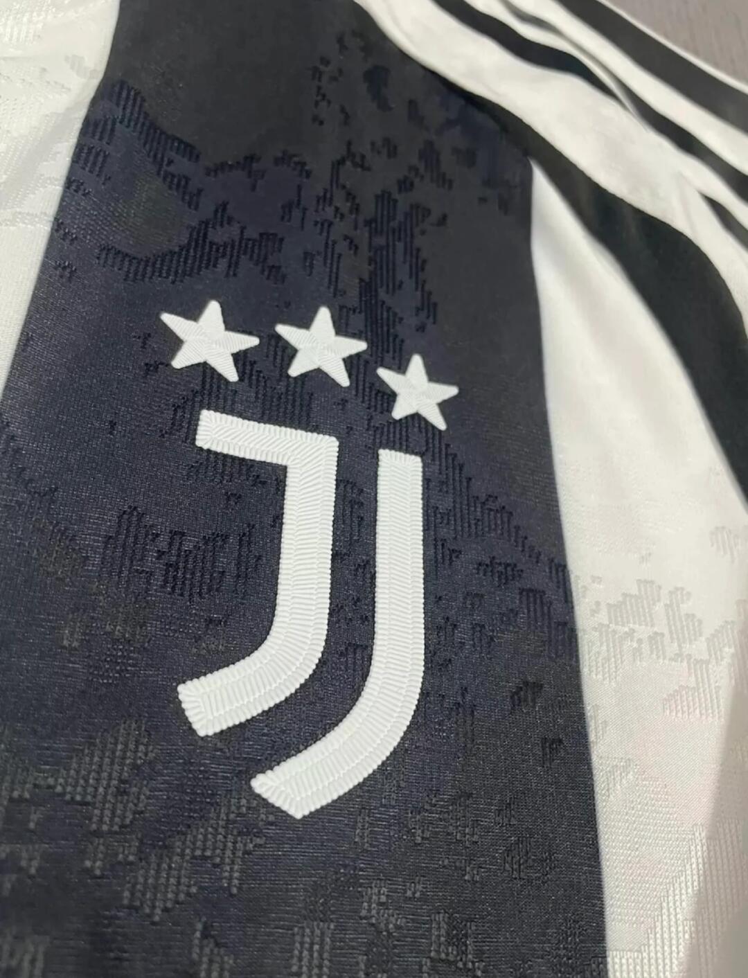 24-25 season Juventus home player jersey, Thuram, Vlahovic, Yildiz, Weah, Conceicao