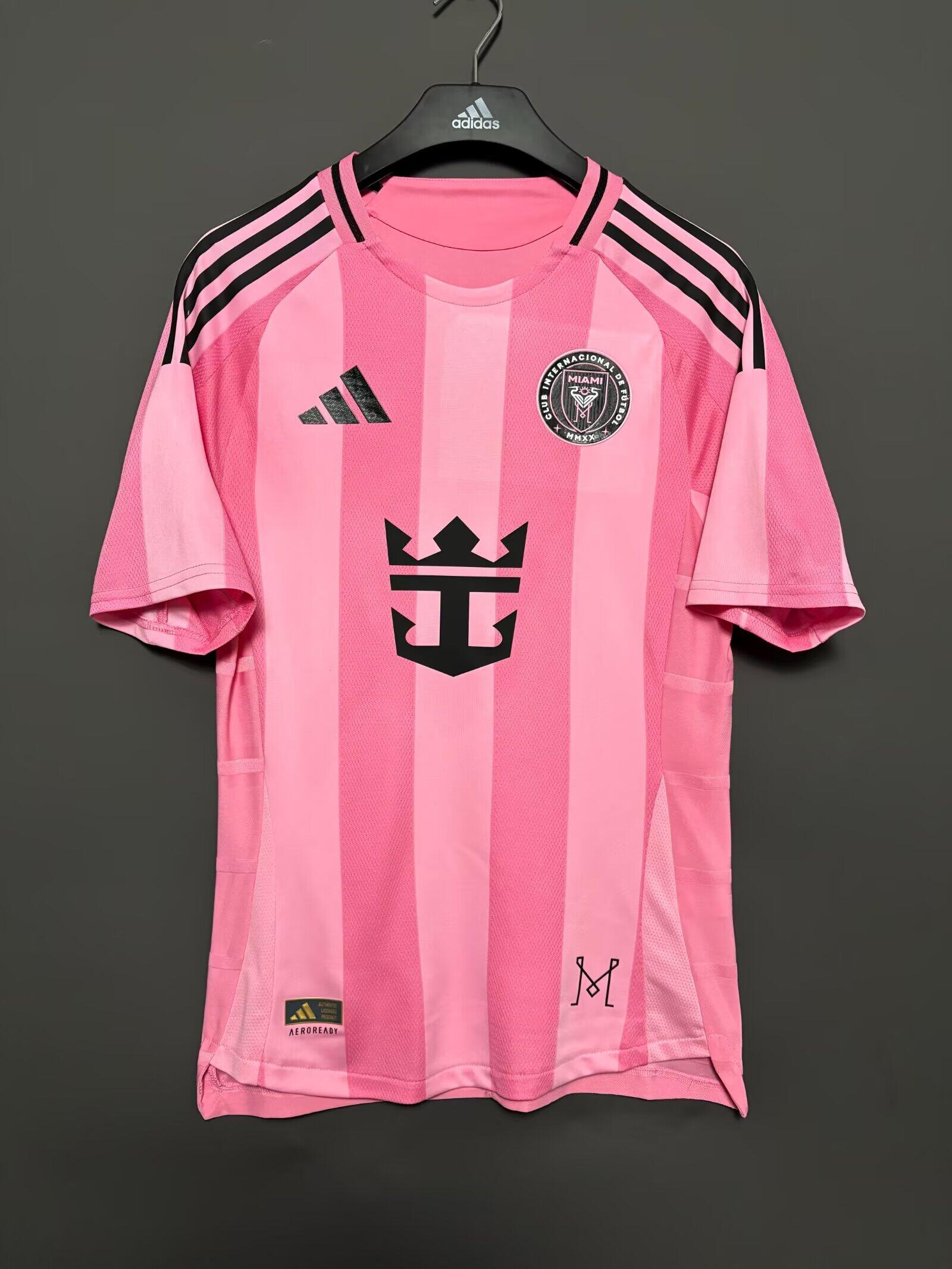 25-26 season Miami home jersey, No. 10 Messi, No. 21 Allende, No. 9 Suarez, No. 30 Kremaschi