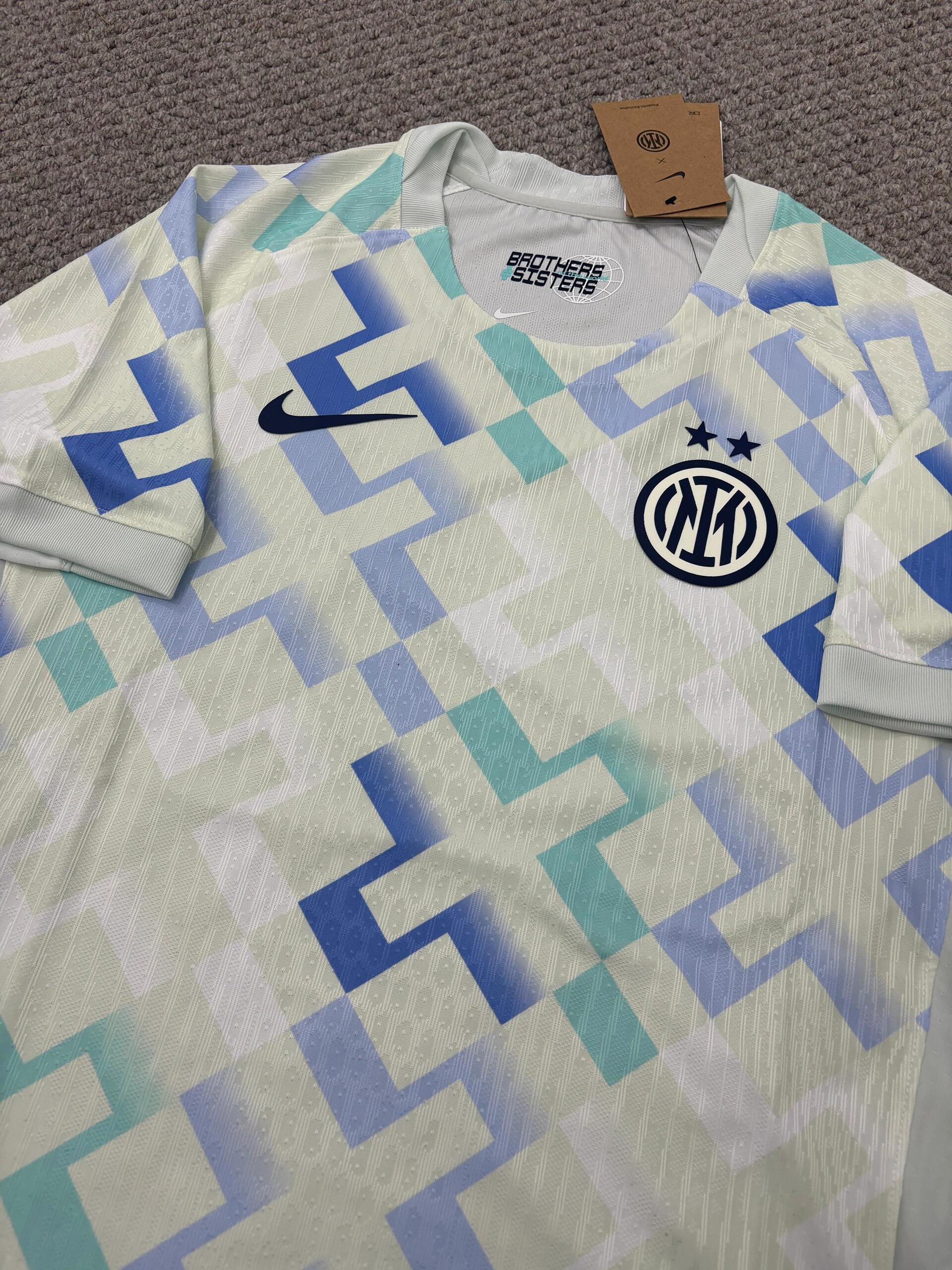 25-26 season Inter Milan away jersey Lautaro, Thuram, Barrera, Dimarco