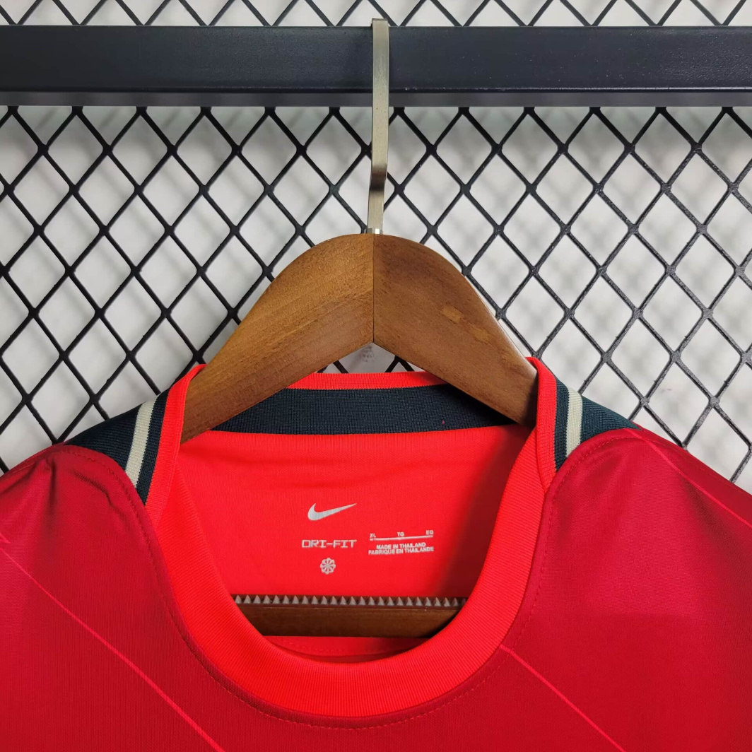 21/22 Liverpool Home Jersey