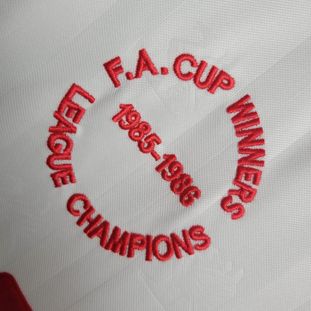 85/86 Retro Liverpool Shirt