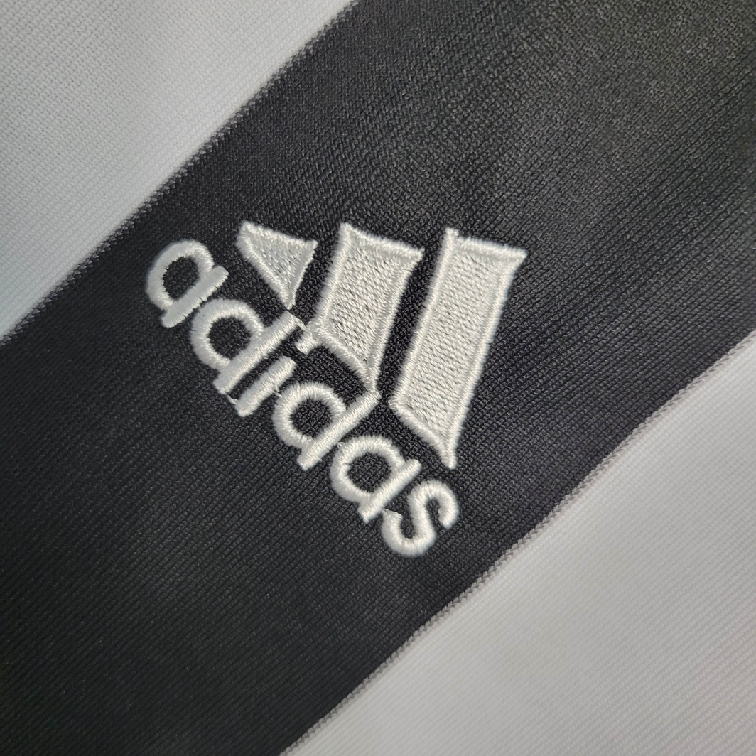 05/06 Newcastle United Retro Home Jersey