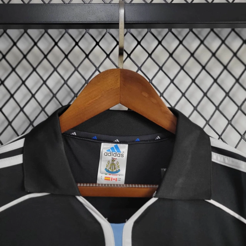 00/01 Newcastle United away jersey