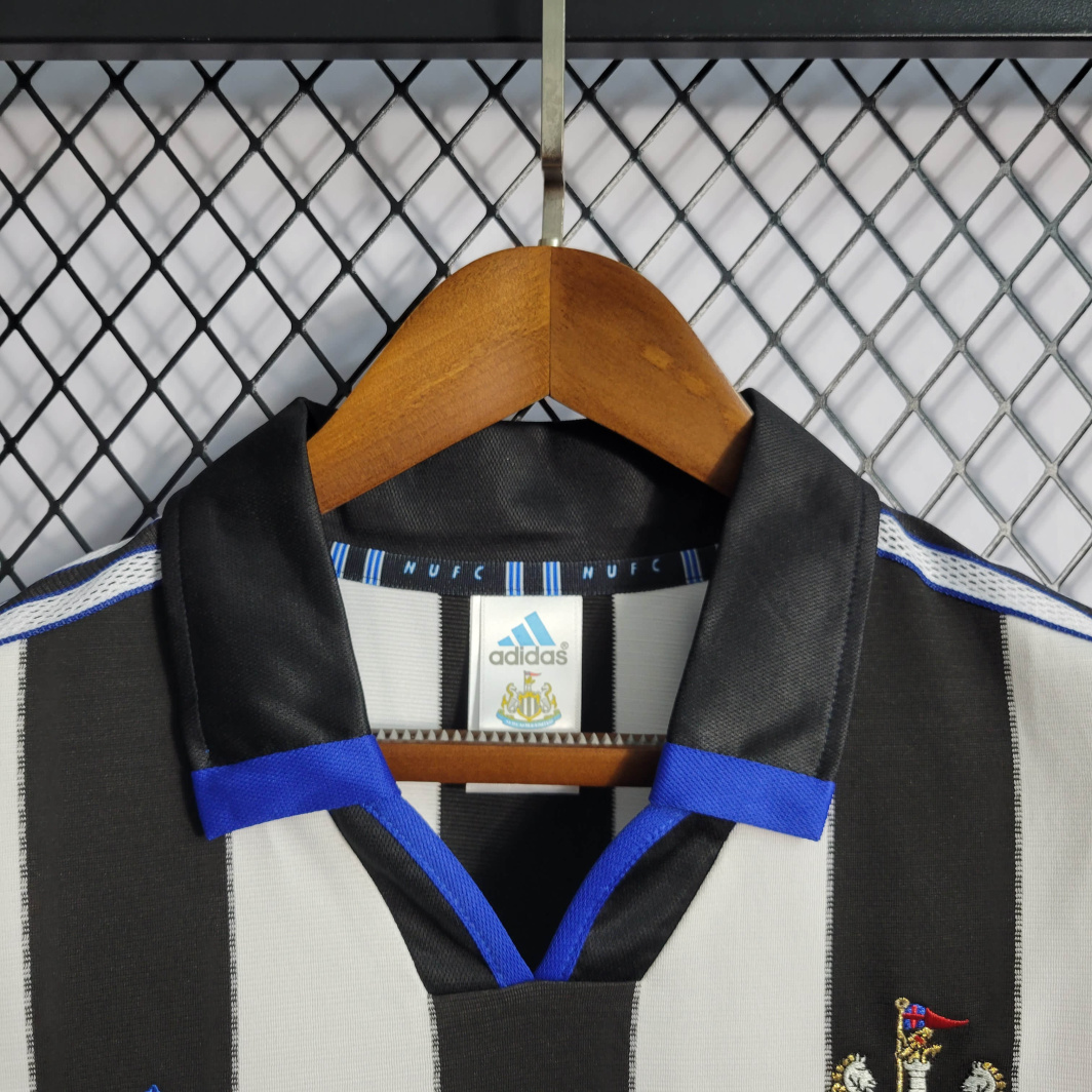 00/01 Newcastle United Retro Home Jersey