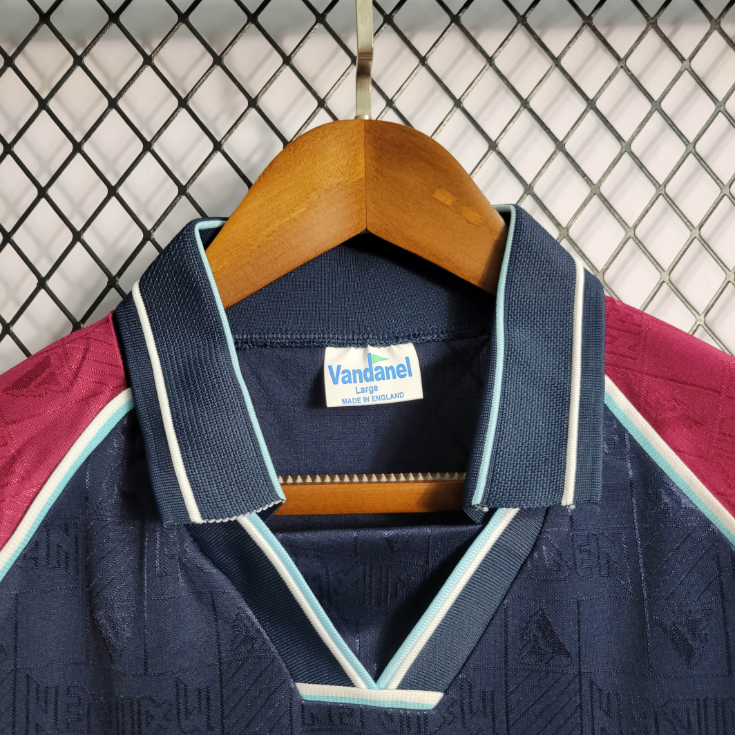 99/01 Retro West Ham United Home Shirt