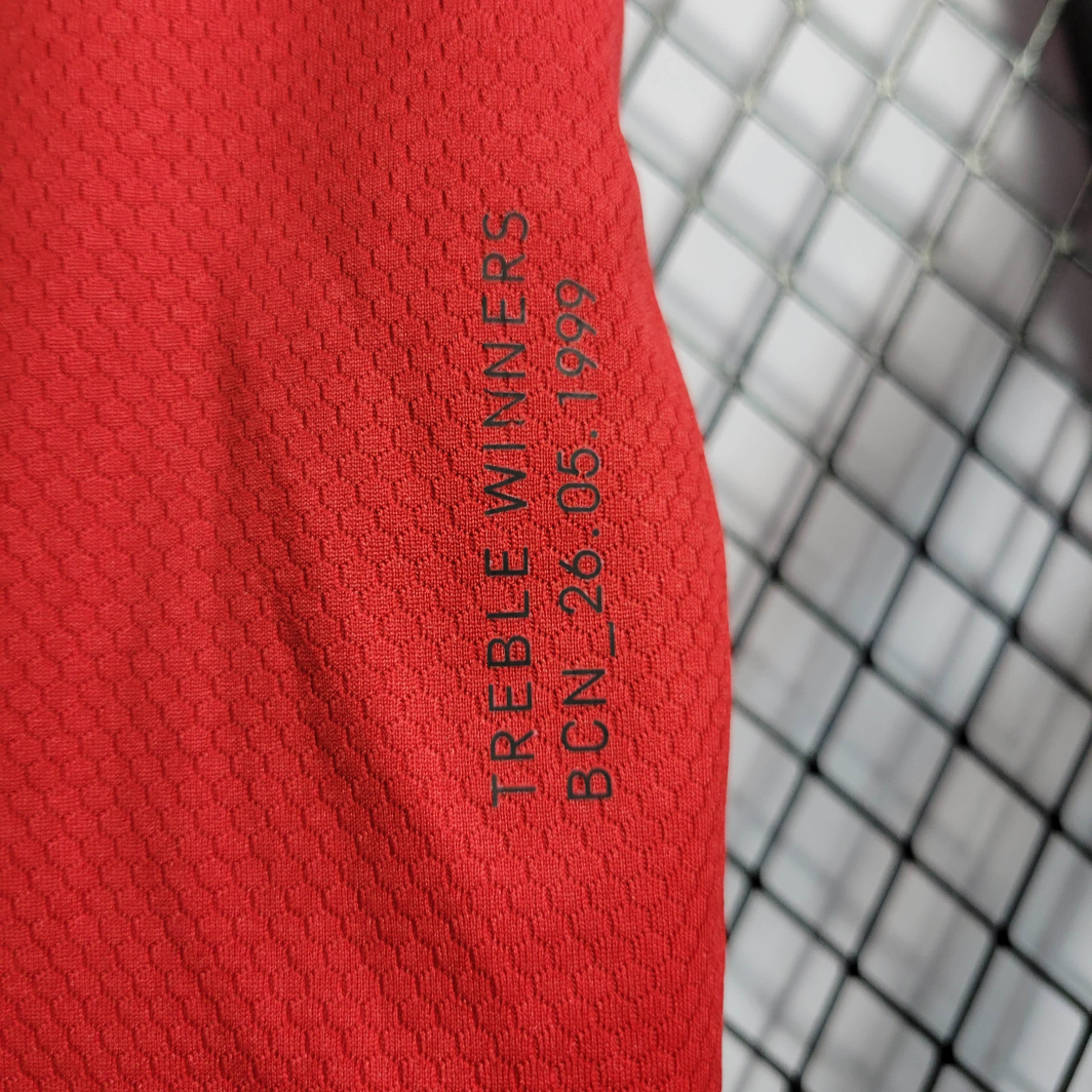 2019/20 Manchester United Retro Home Shirt