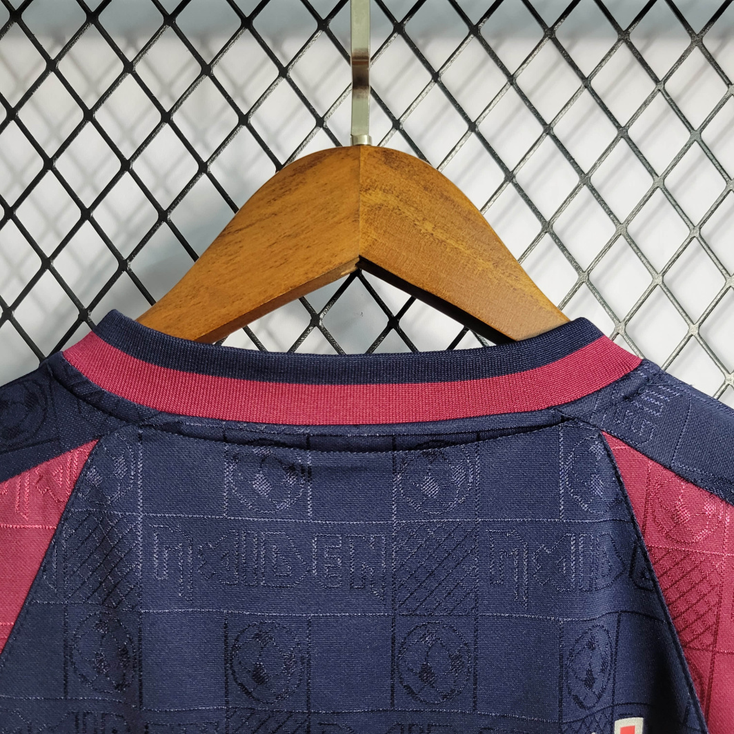 10/11 Retro West Ham United Home Shirt