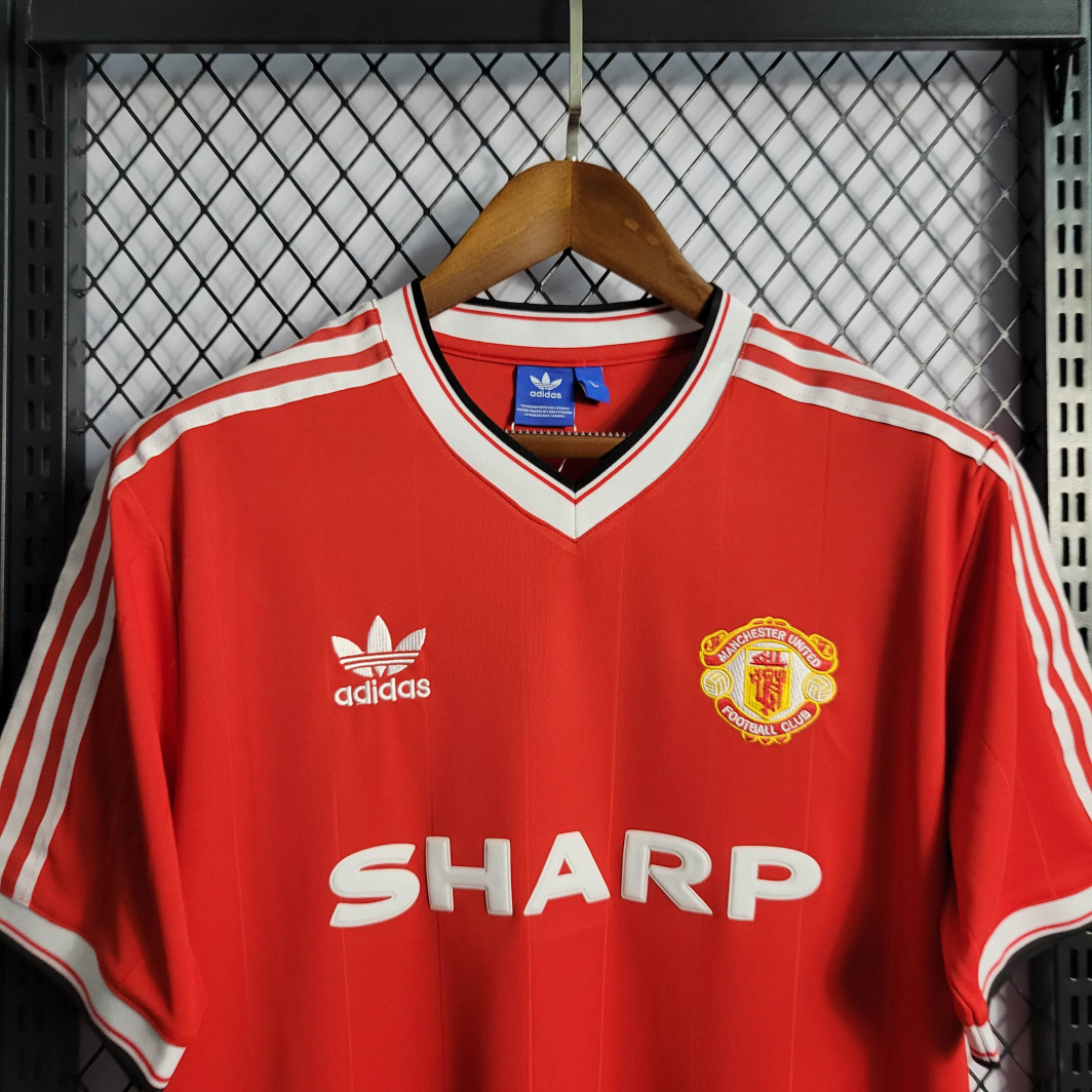 83/84 Retro Manchester United Home Shirt