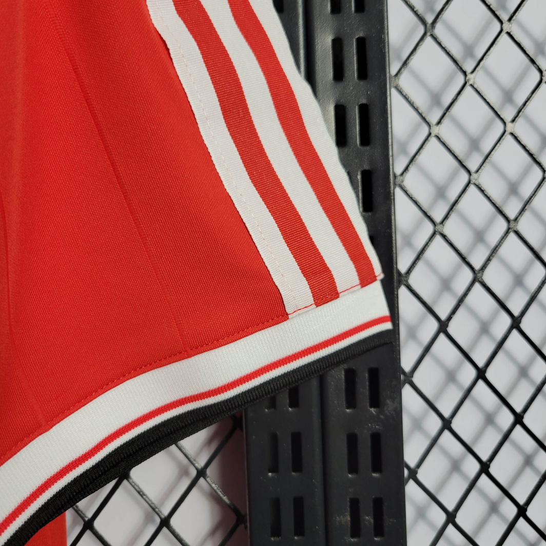 83/84 Retro Manchester United Home Shirt