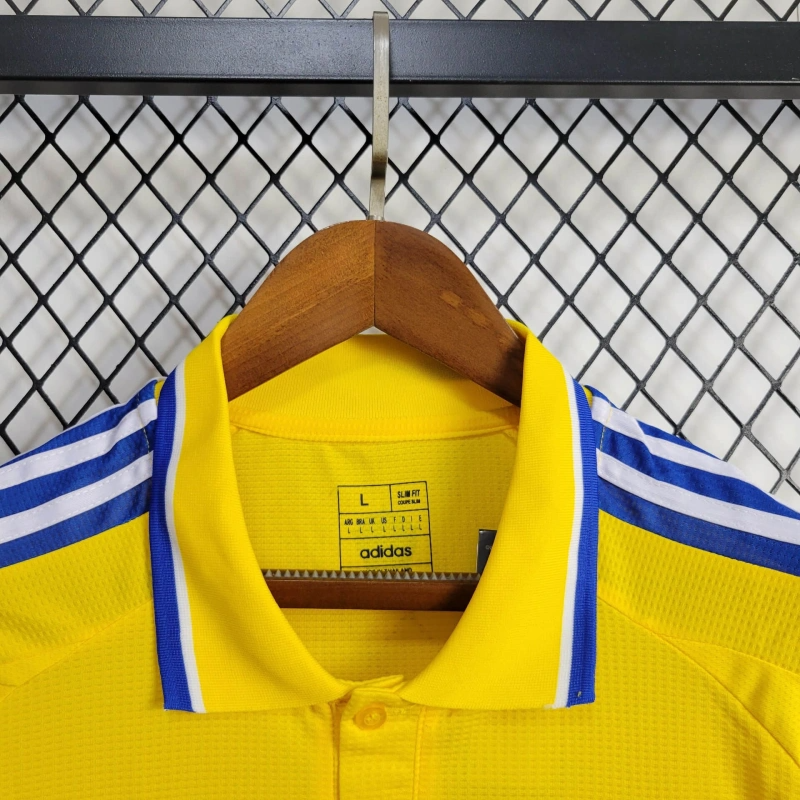 24/25 Leeds United away jersey