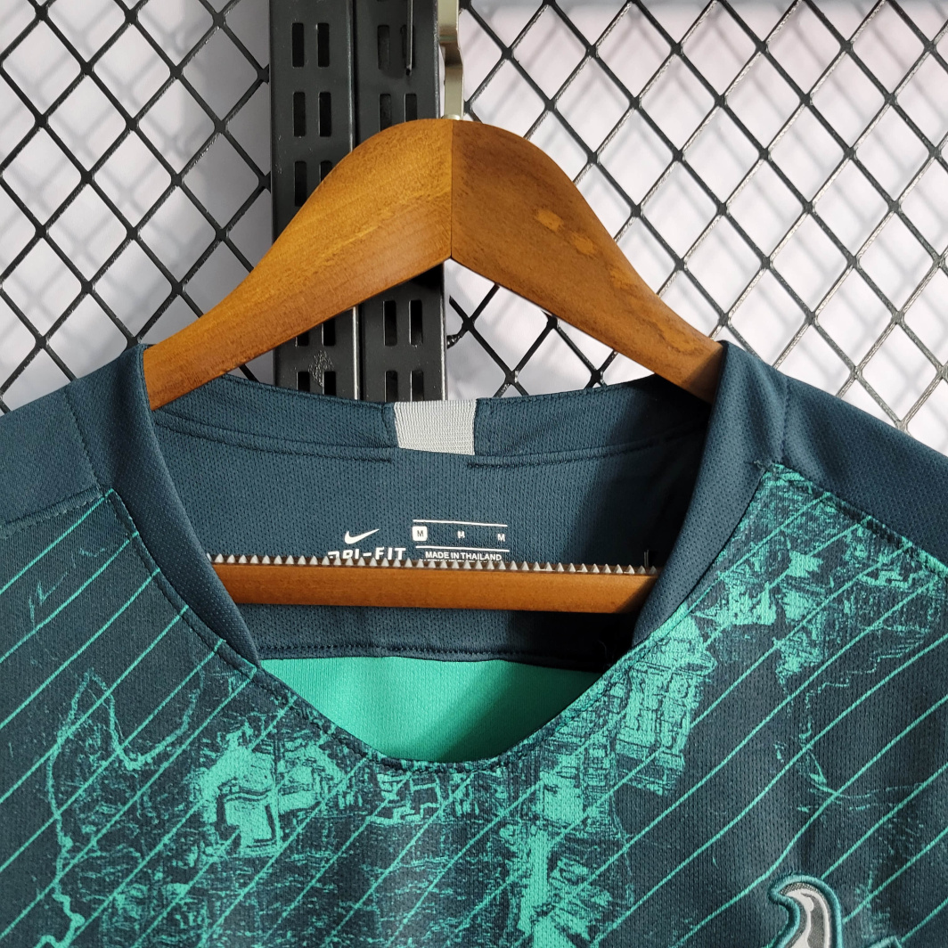 18/19 Tottenham Hotspur third jersey