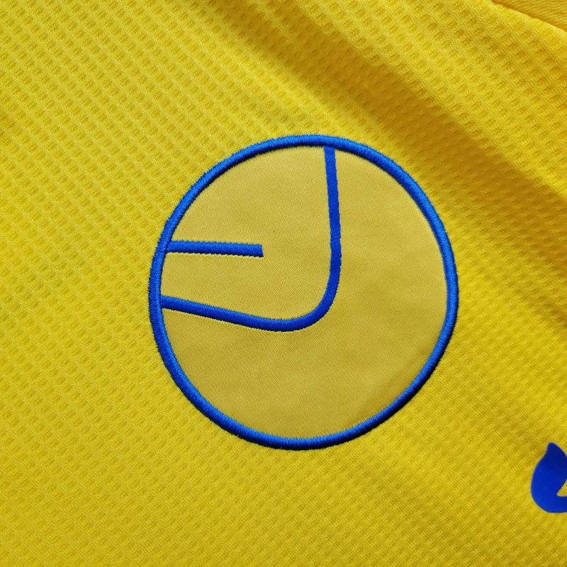 24/25 Leeds United away jersey