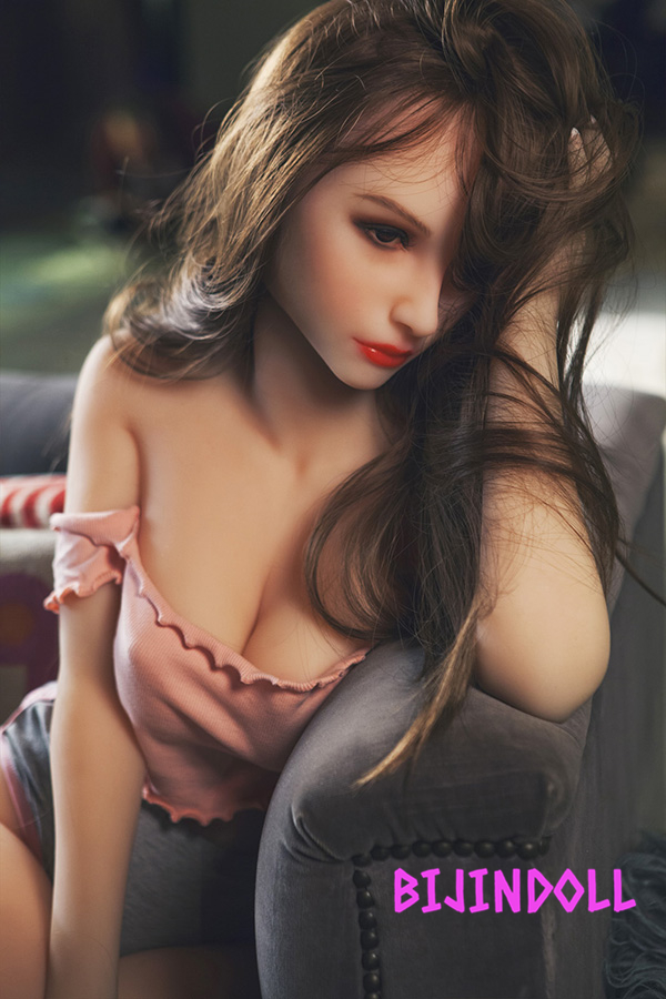 doll4ever#53 145cm F-cup TPE製 ファッションはやりラブドール