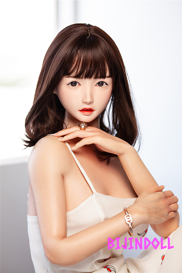 XYDOLL 158cm B-cup Vanilla シリコン頭部+TPE材質ボディ 超プリティなヒップダッチワイフ
