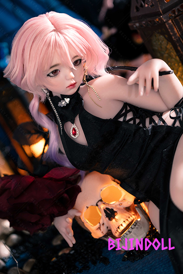 Bezlya 莓 65cm シリコ ミニ型 オナホドール 貧 乳 カップ セックス  ロリ人形 可愛い 小型着替え 微乳ラブドール