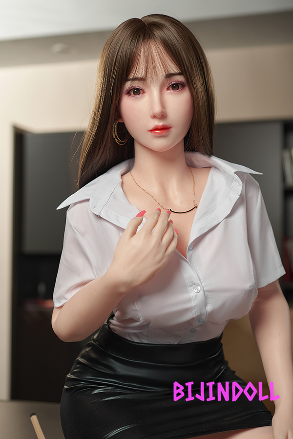 FutureGirl#L7 163cm Fカップ シリコン製 豊満熟女セックスラブドール