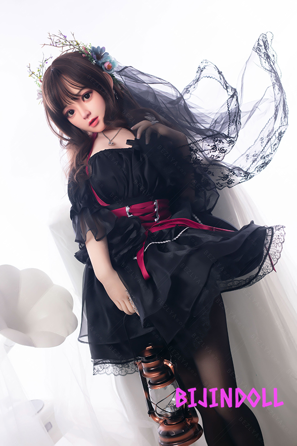 Bezlya 鈴蘭 149cm C-cup Silicone head real Dutch Wife Seductive Cute Porn Asian TPE body sex doll